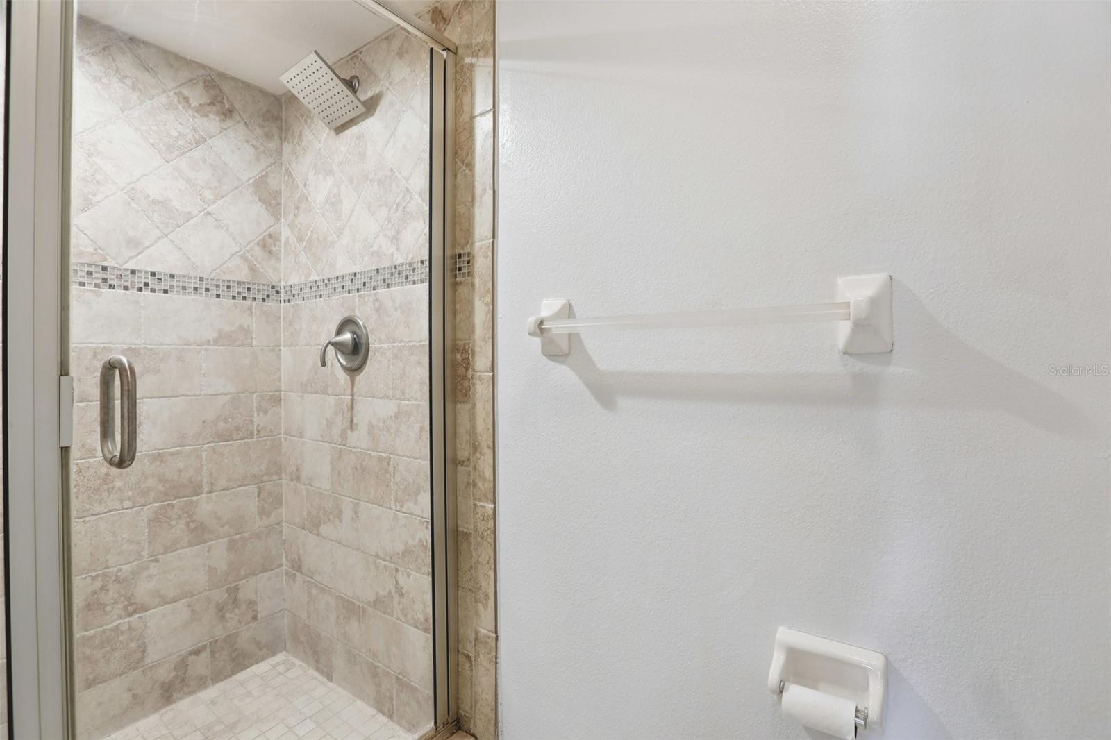 Image 22 of 30 For 28 Brigton Court