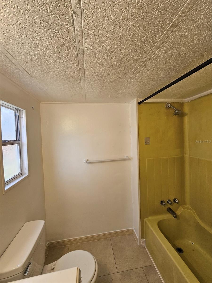 Image 11 of 19 For 2330 Patterson Street