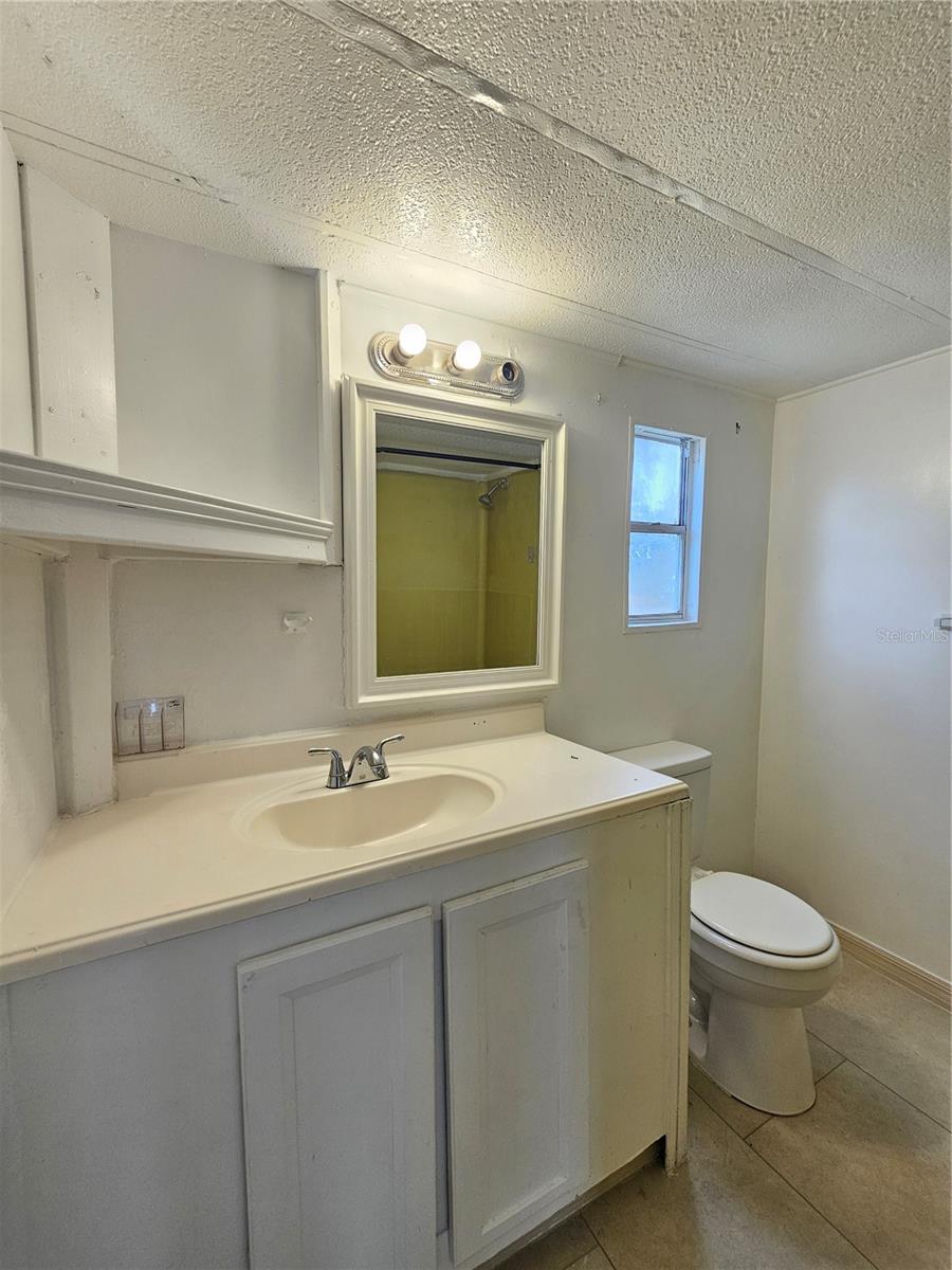 Image 12 of 19 For 2330 Patterson Street