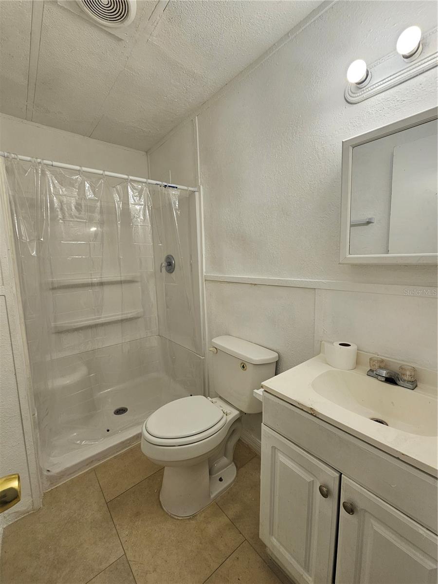 Image 15 of 19 For 2330 Patterson Street