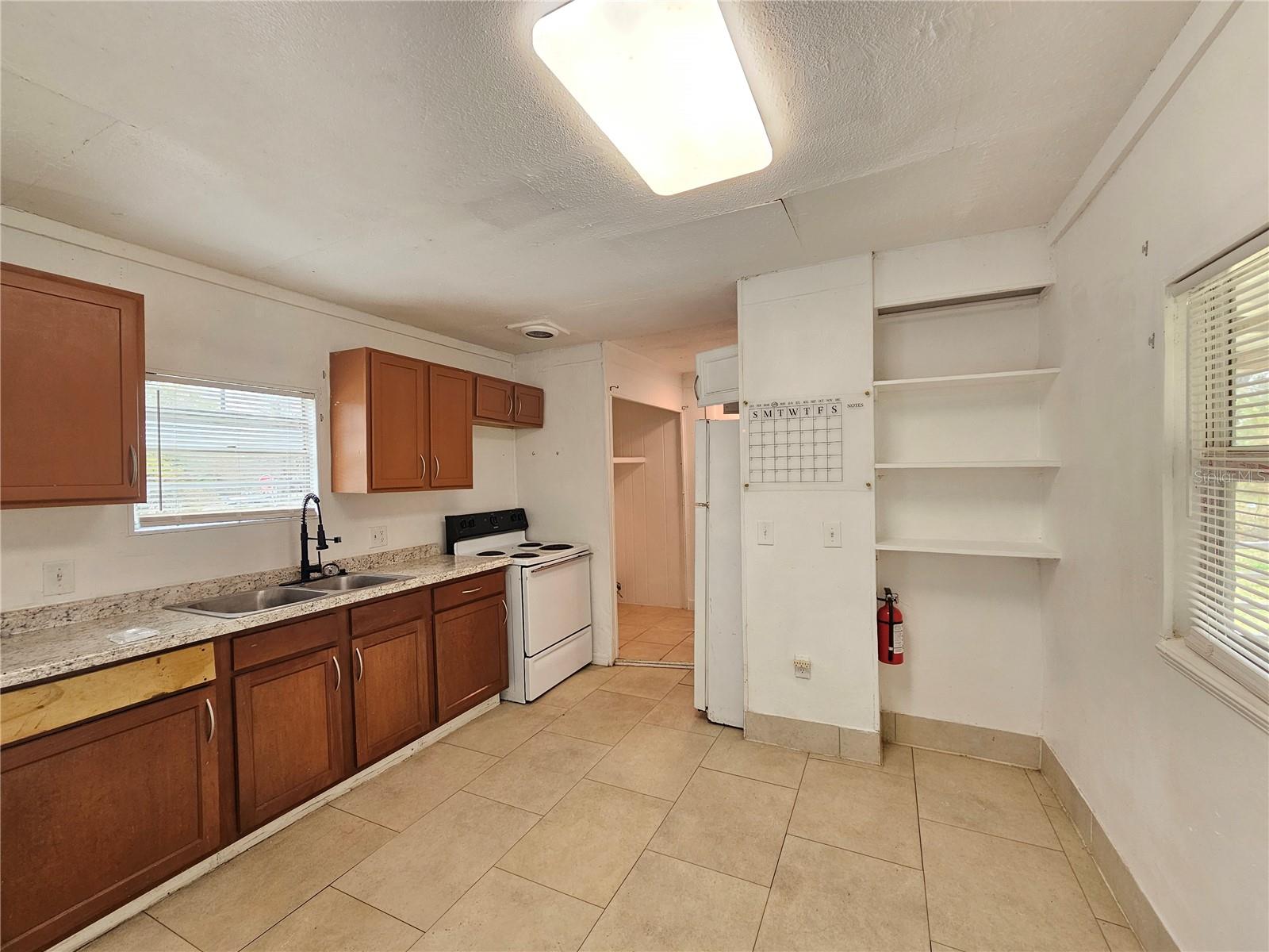 Image 8 of 19 For 2330 Patterson Street