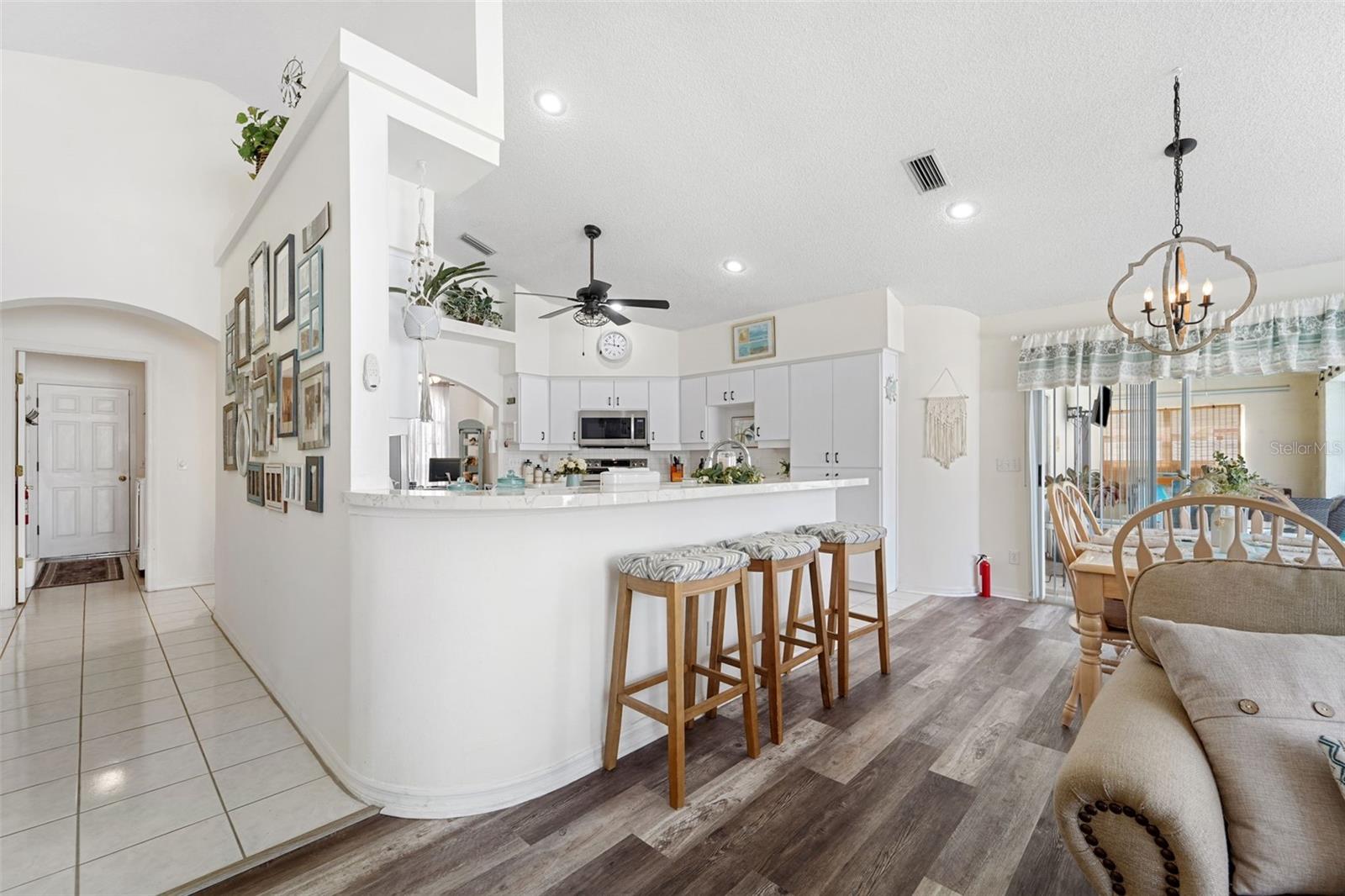 Image 14 of 49 For 9229 Water Hazard Drive