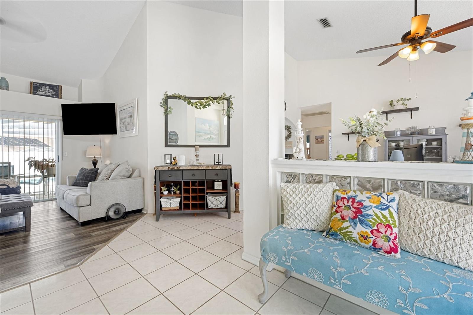 Image 20 of 49 For 9229 Water Hazard Drive