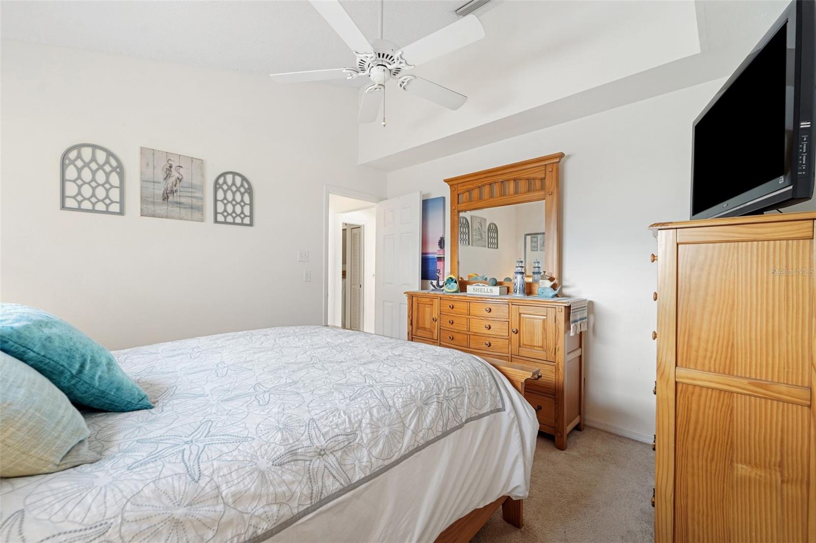 Image 28 of 49 For 9229 Water Hazard Drive