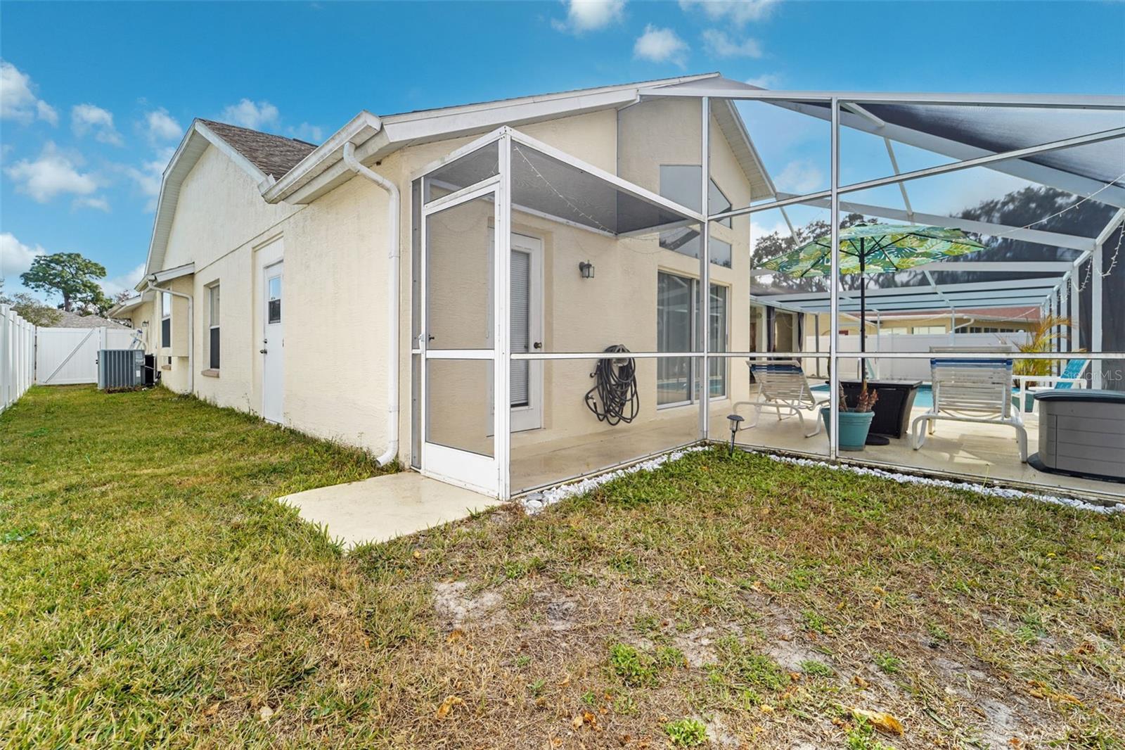 Image 41 of 49 For 9229 Water Hazard Drive