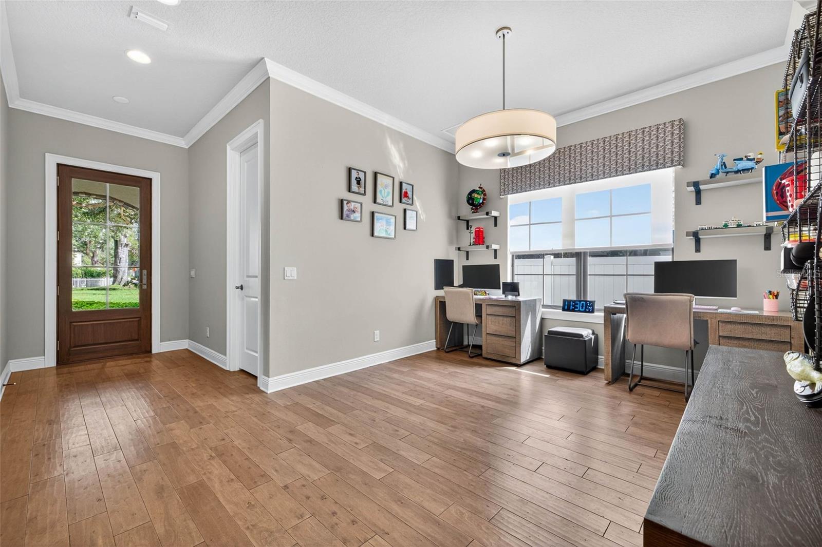 Image 3 of 41 For 3702 San Luis Street