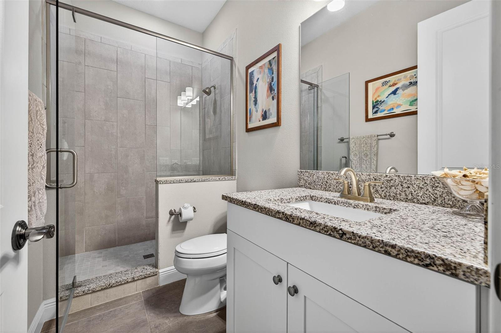 Image 31 of 41 For 3702 San Luis Street