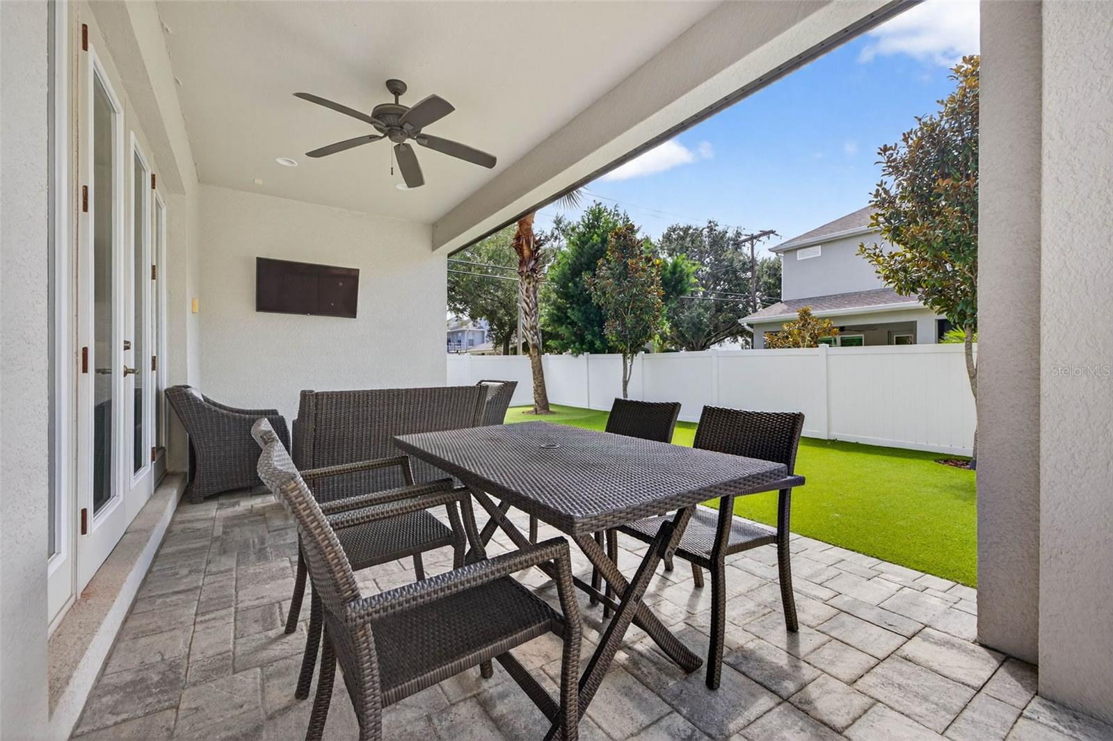 Image 37 of 41 For 3702 San Luis Street