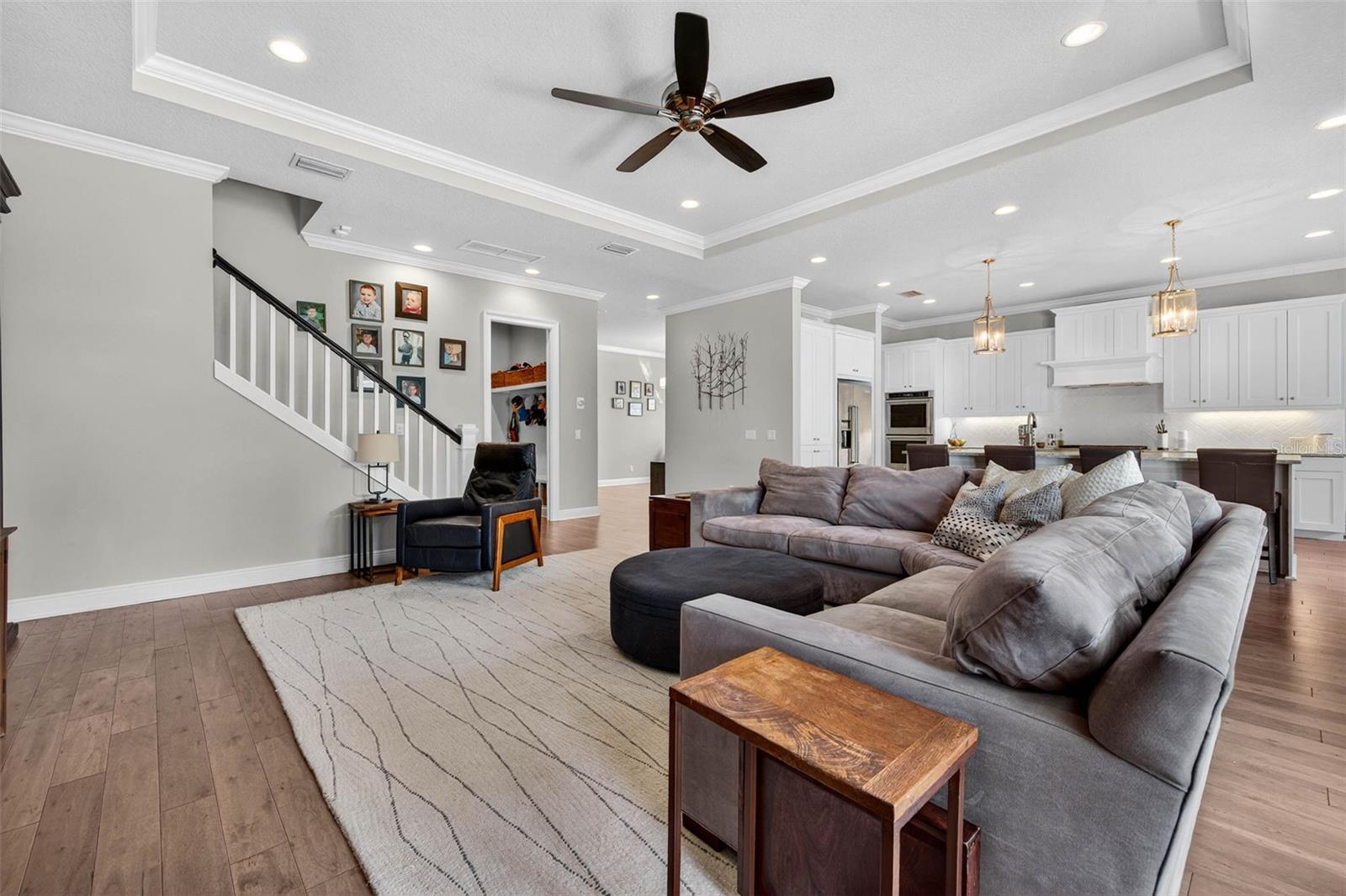 Image 7 of 41 For 3702 San Luis Street