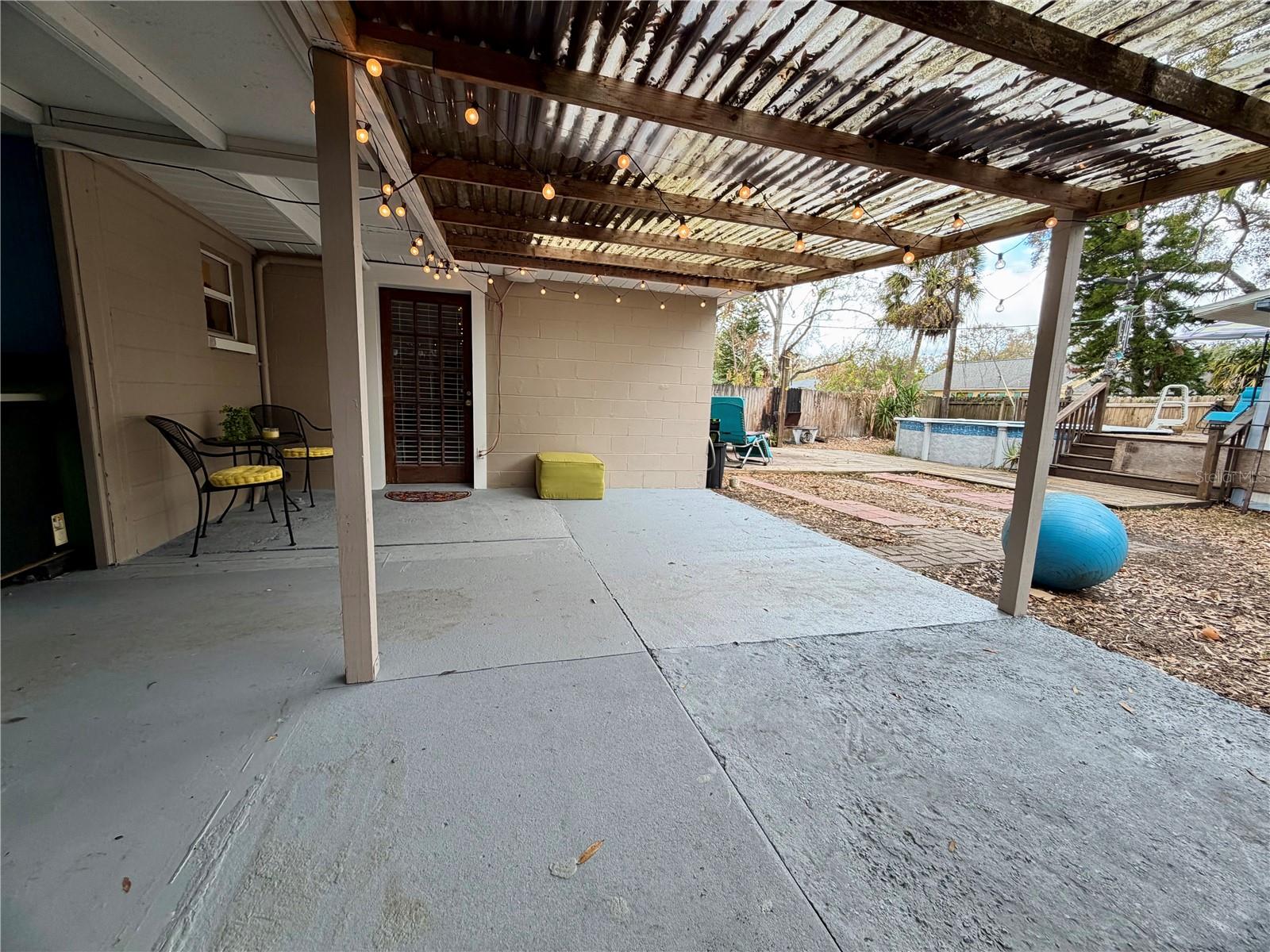 Image 43 of 46 For 403 Chelsea Street