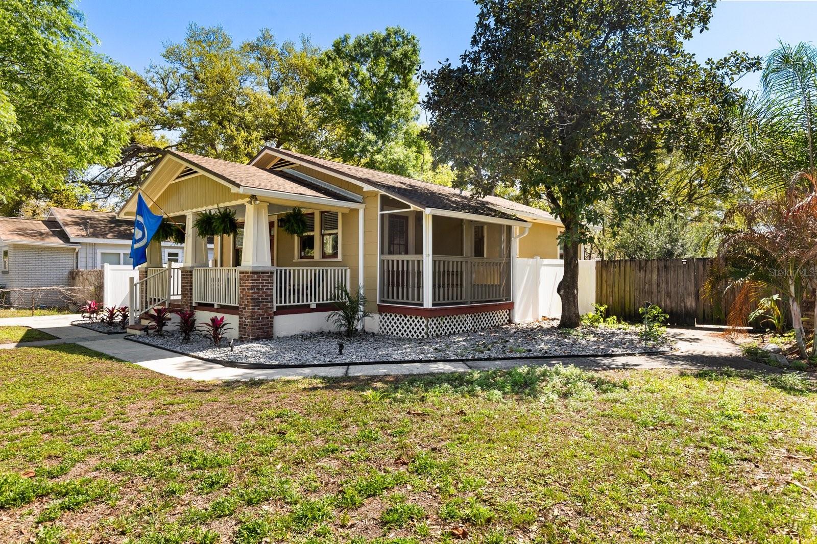 Image 3 of 56 For 406 Alva Street