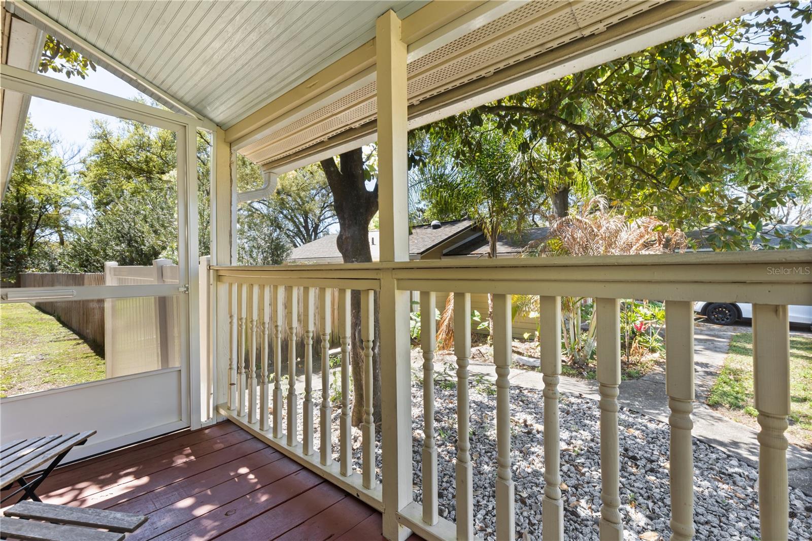 Image 31 of 56 For 406 Alva Street