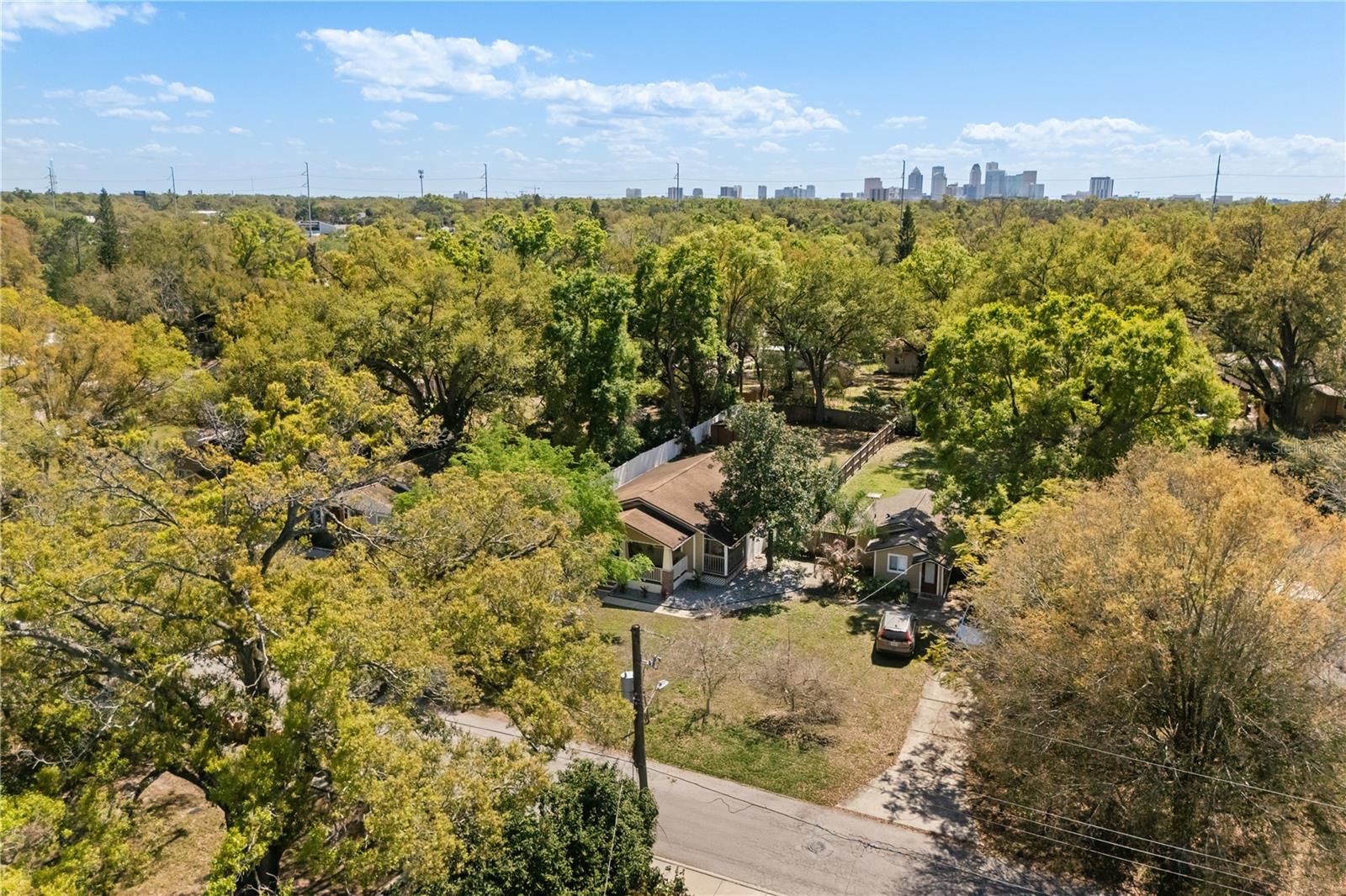 Image 36 of 56 For 406 Alva Street