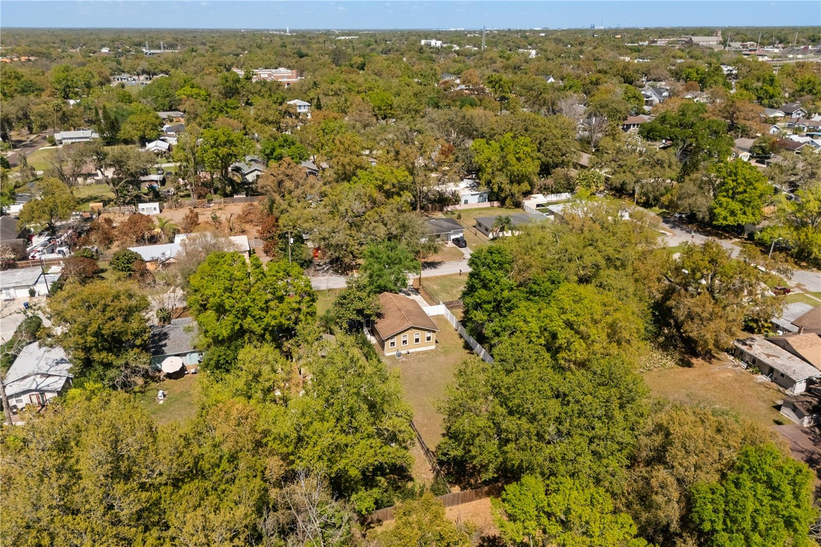 Image 40 of 56 For 406 Alva Street