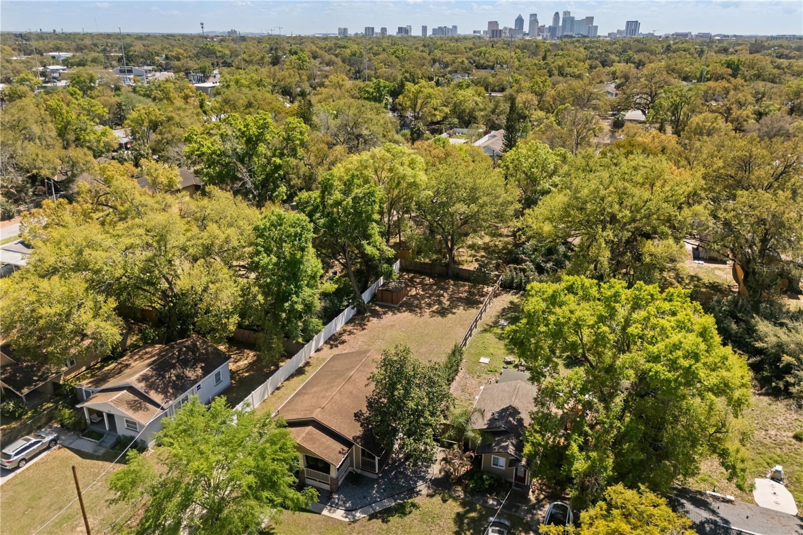 Image 44 of 56 For 406 Alva Street