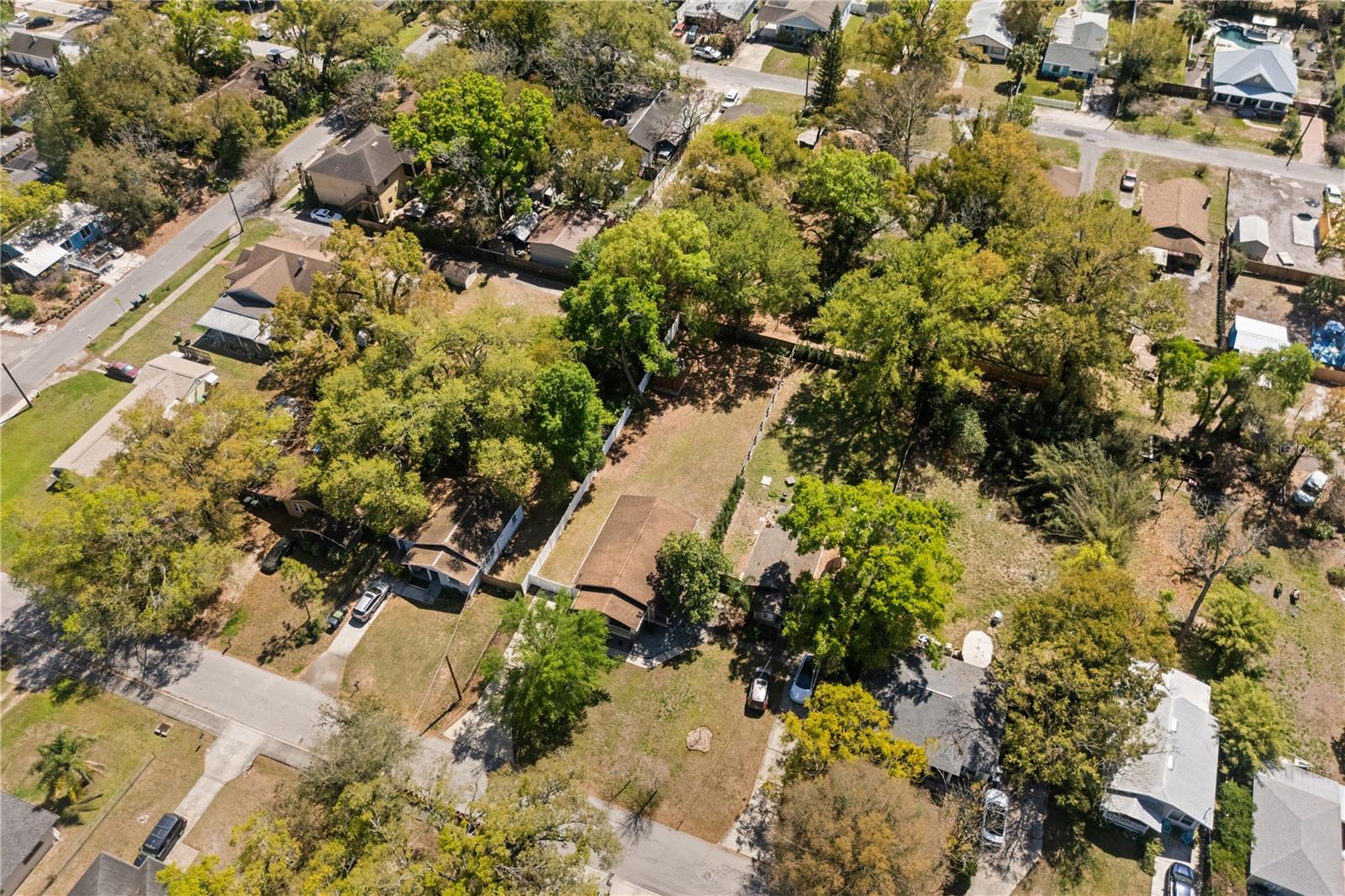 Image 45 of 56 For 406 Alva Street