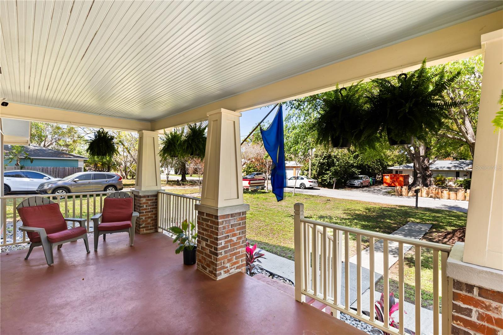 Image 7 of 56 For 406 Alva Street