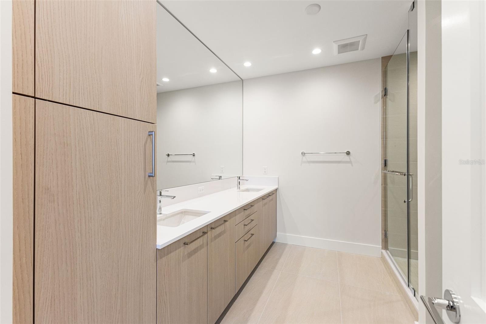 Image 10 of 54 For 275 1st Avenue S 2108