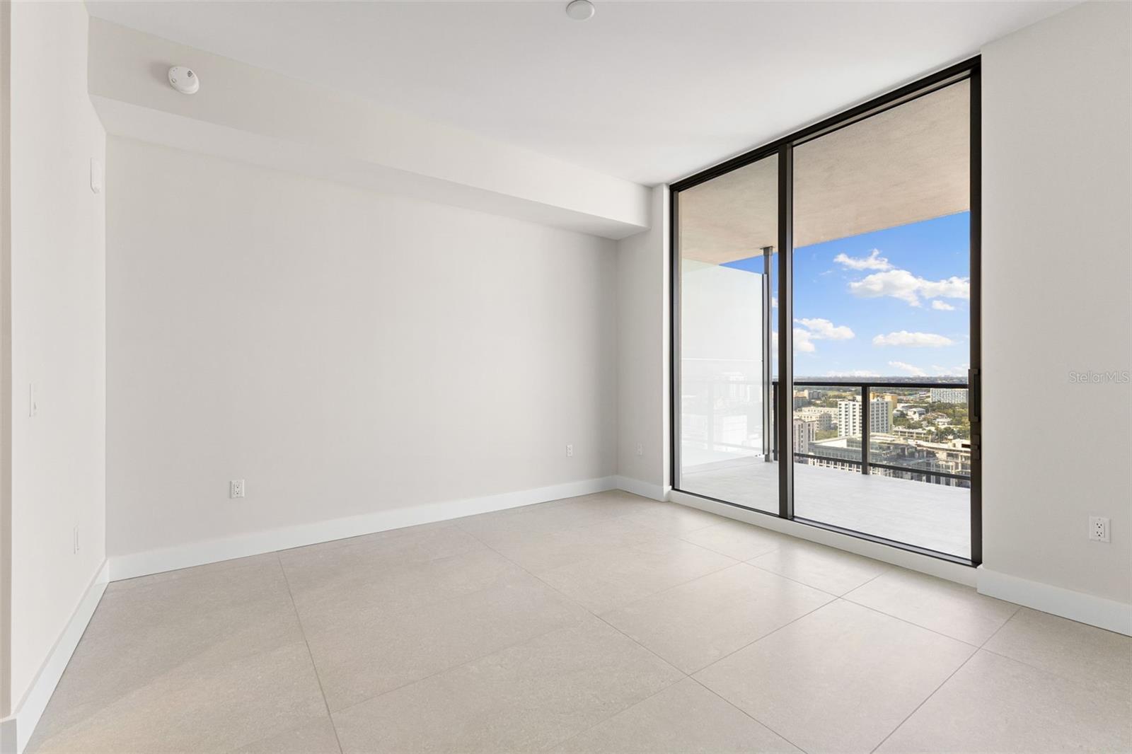 Image 16 of 54 For 275 1st Avenue S 2108