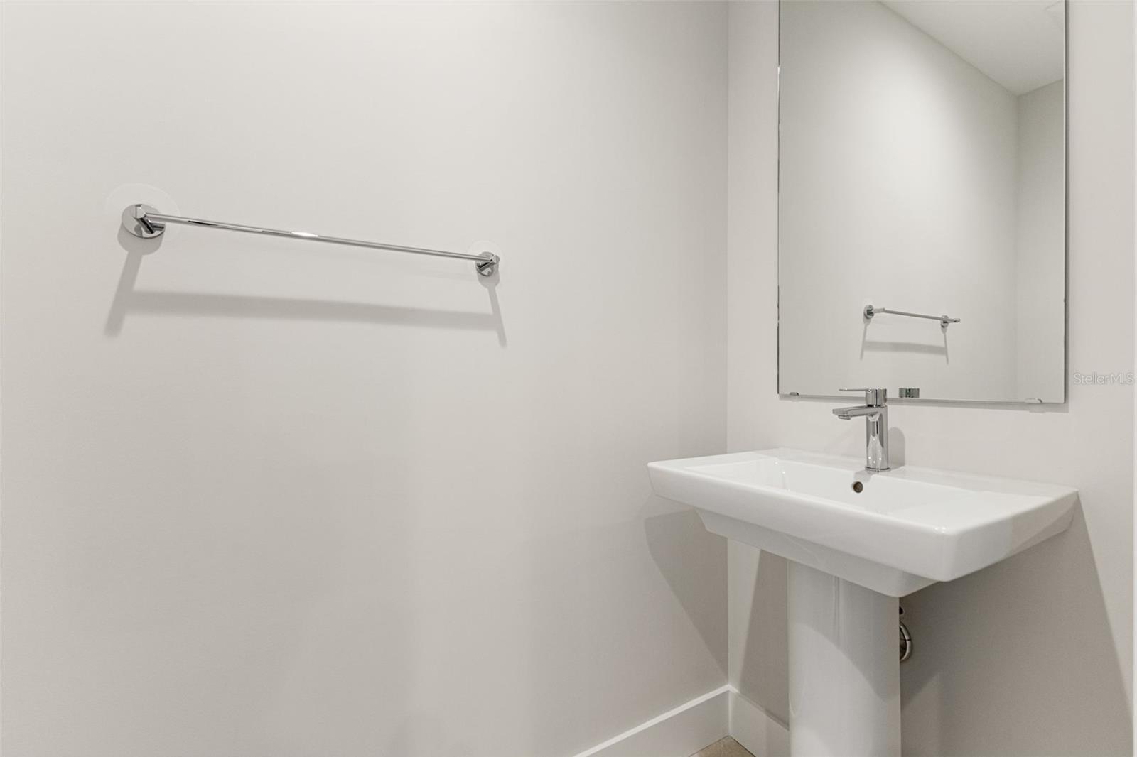 Image 19 of 54 For 275 1st Avenue S 2108