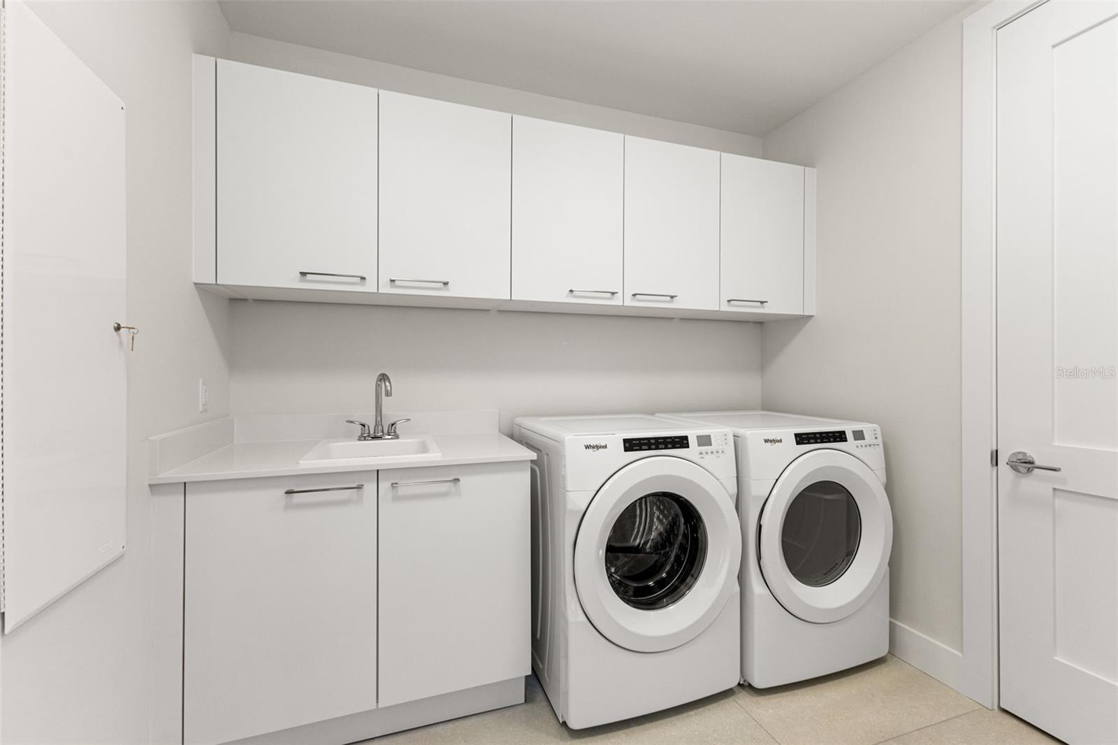 Image 21 of 54 For 275 1st Avenue S 2108