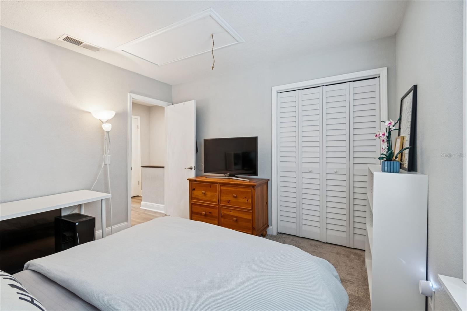 Listing photo id 28 for 13747 Juniper Blossom Drive