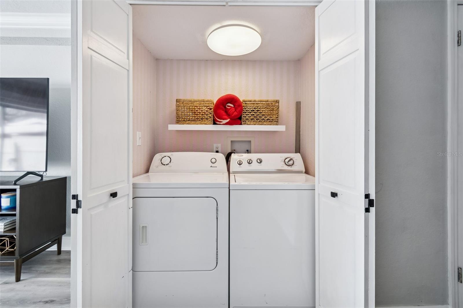 Listing photo id 32 for 13747 Juniper Blossom Drive