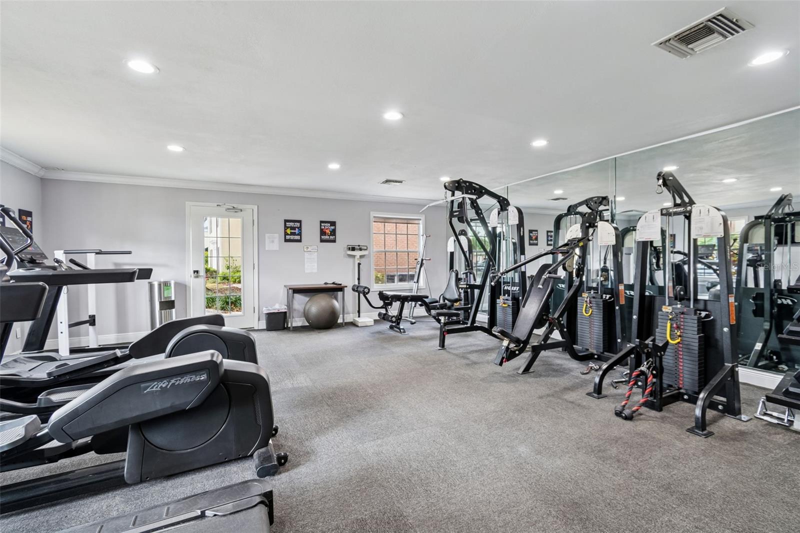 Listing photo id 39 for 13747 Juniper Blossom Drive