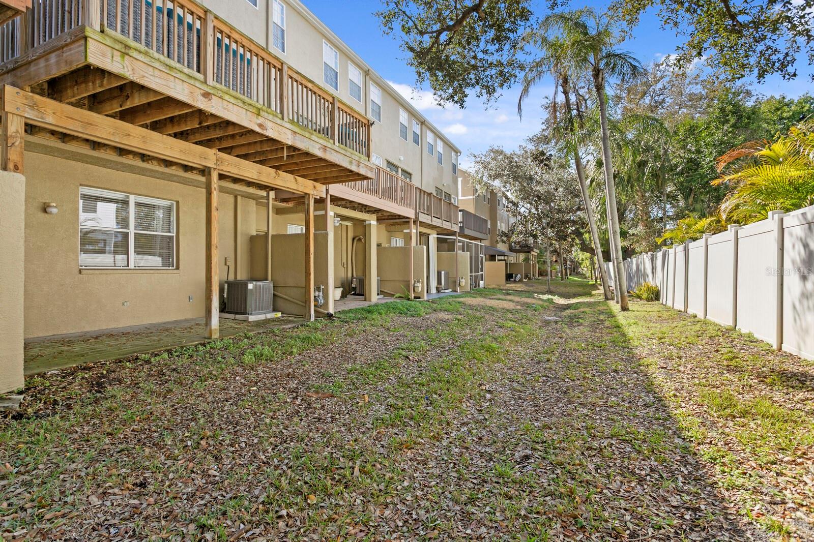Listing photo id 27 for 2917 Bayshore Pointe Drive