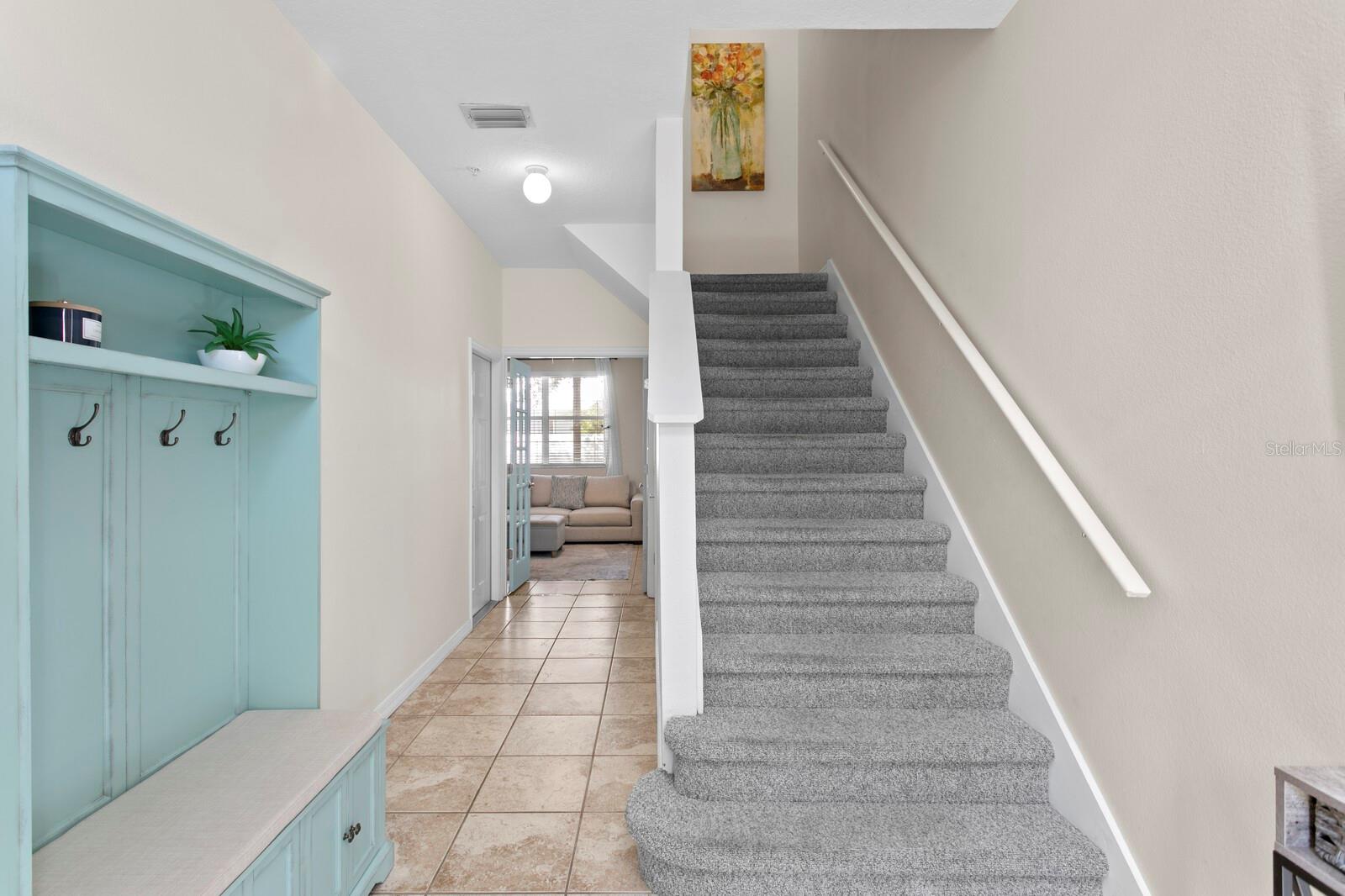 Listing photo id 2 for 2917 Bayshore Pointe Drive