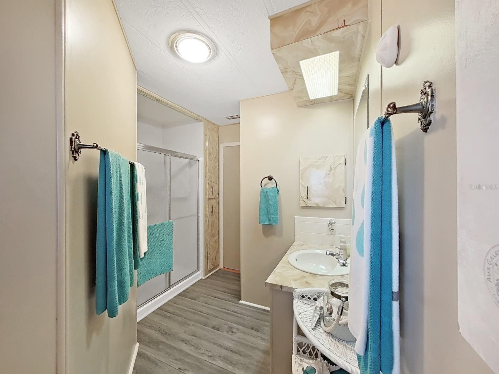 Image 13 of 25 For 12501 Ulmerton Road 216