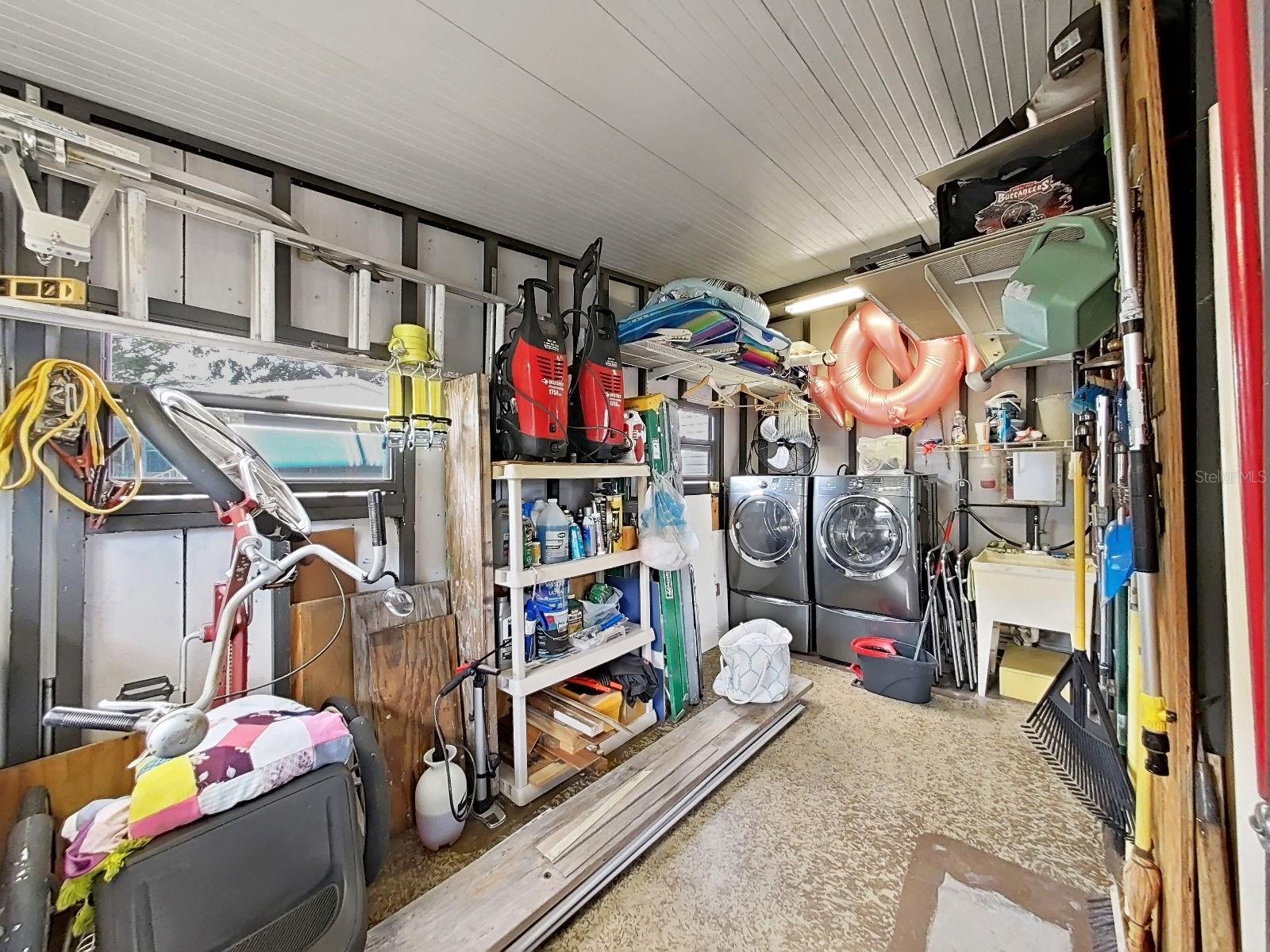 Image 18 of 25 For 12501 Ulmerton Road 216