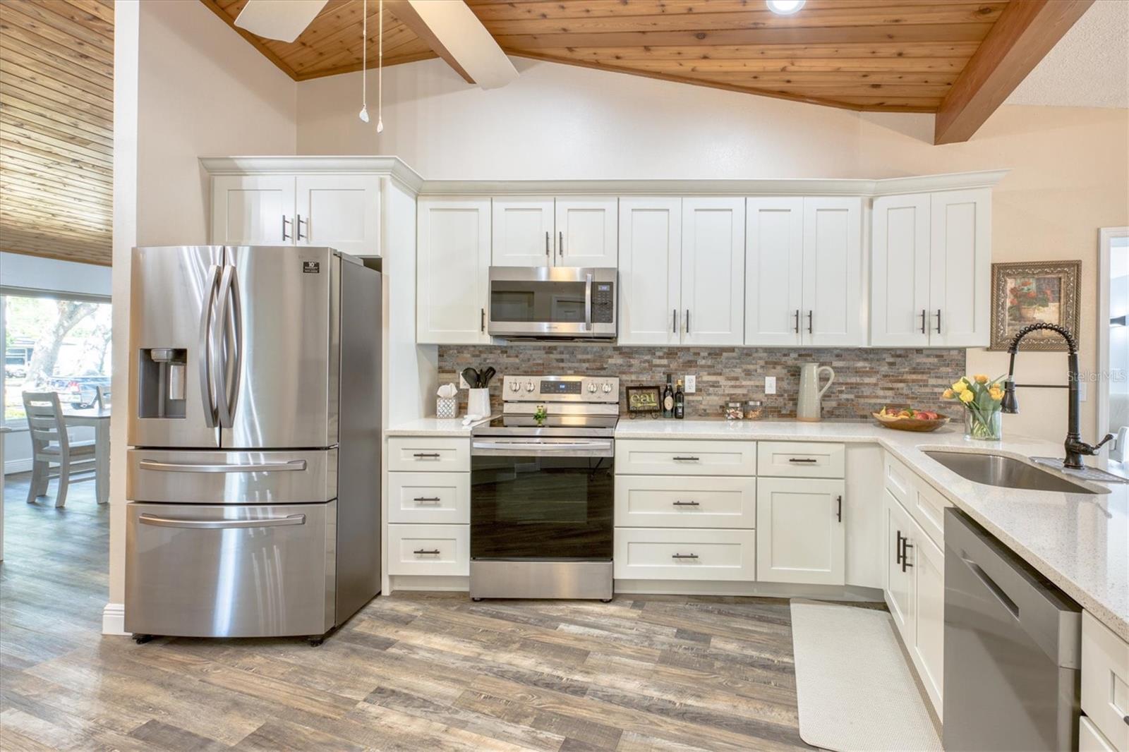 Image 14 of 48 For 13964 106th Avenue