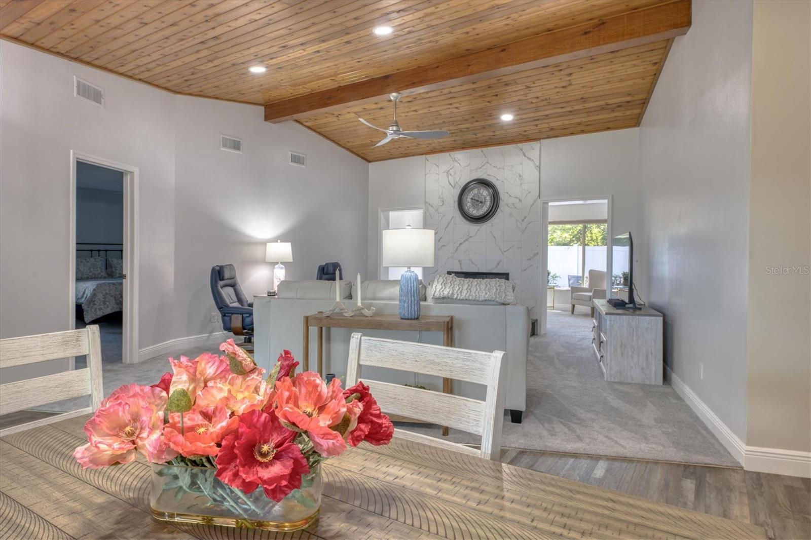 Image 22 of 48 For 13964 106th Avenue