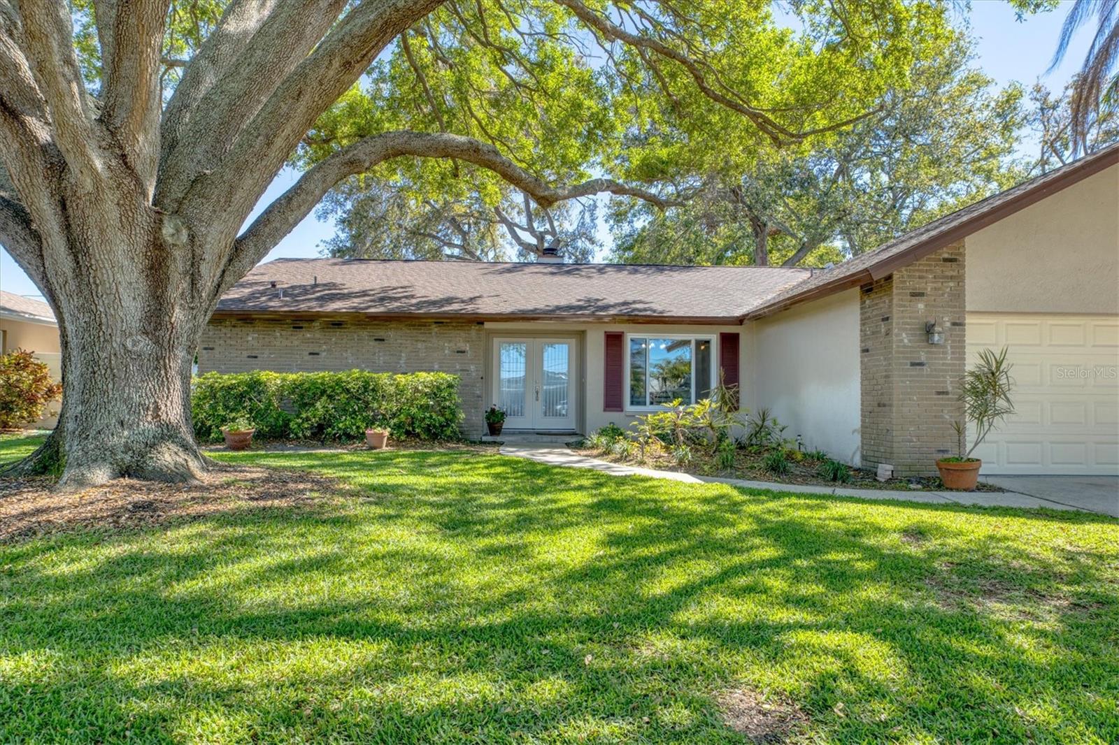 Image 3 of 48 For 13964 106th Avenue