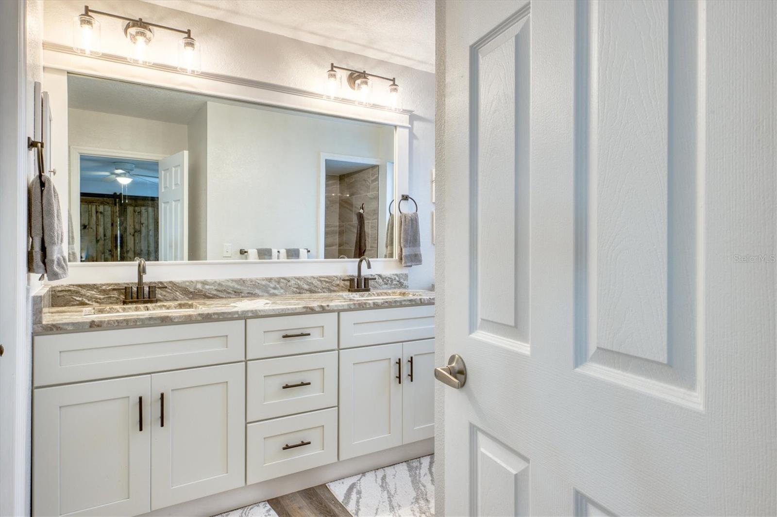 Image 30 of 48 For 13964 106th Avenue