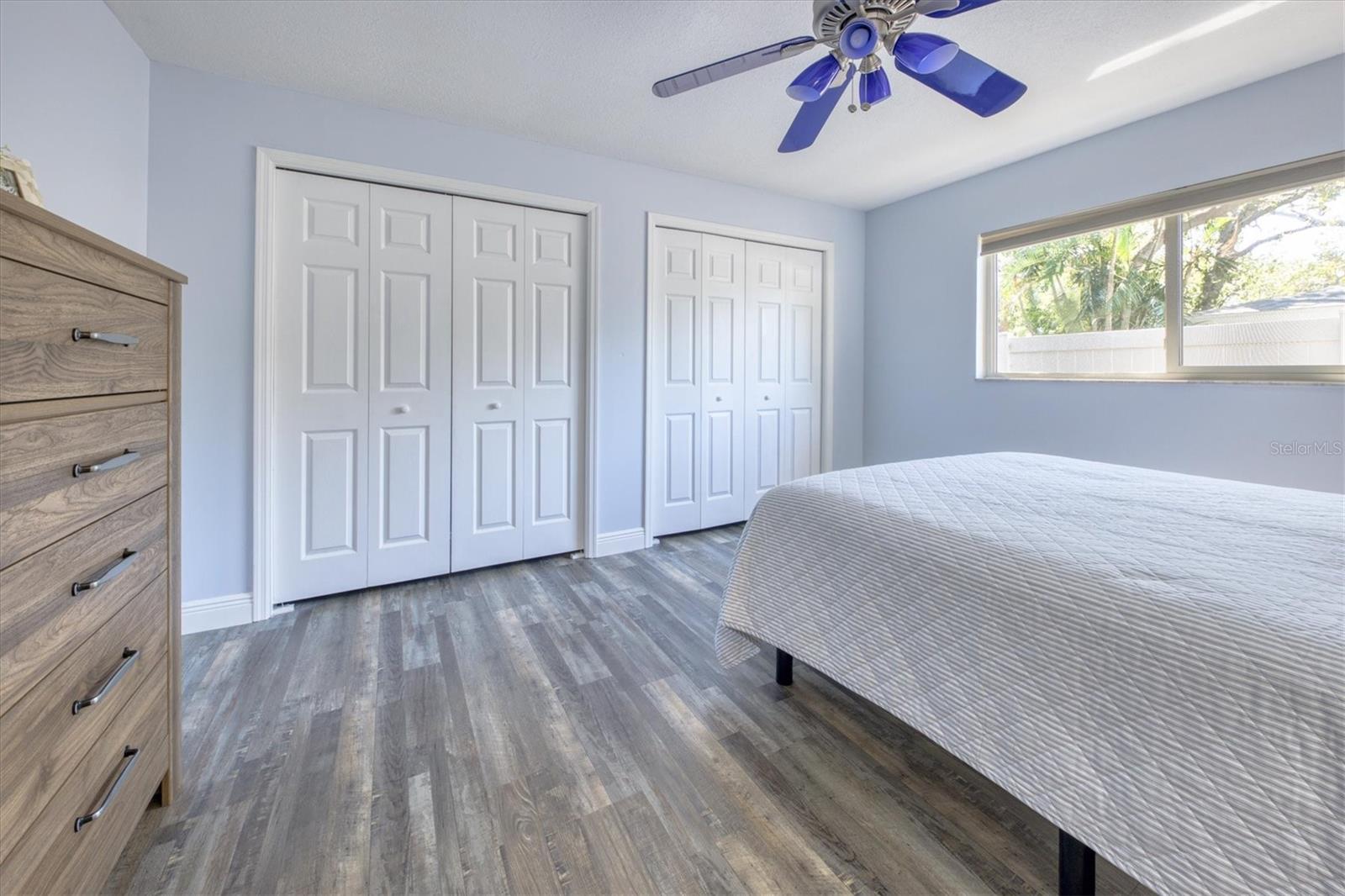 Image 33 of 48 For 13964 106th Avenue