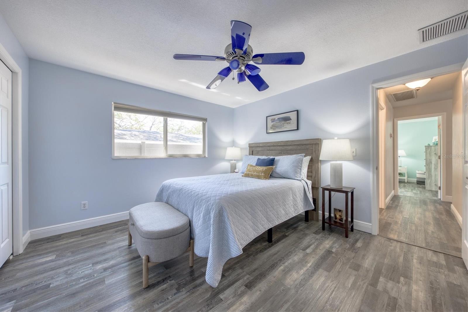 Image 34 of 48 For 13964 106th Avenue