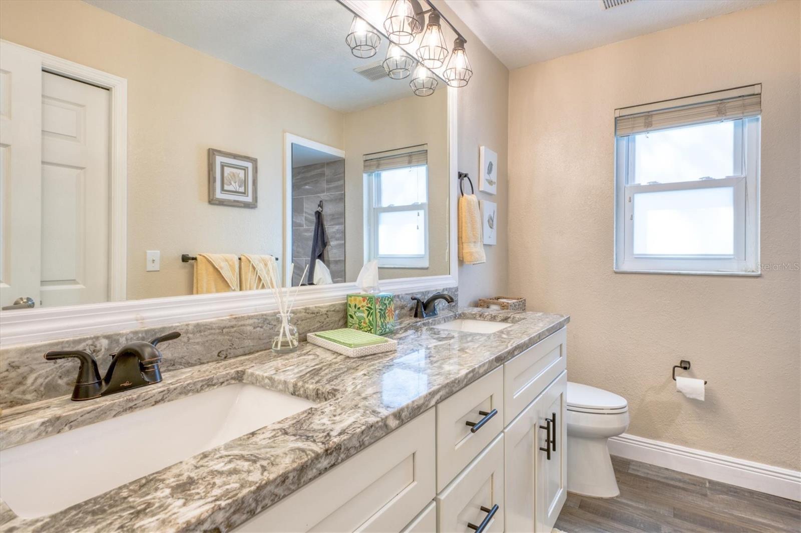 Image 38 of 48 For 13964 106th Avenue