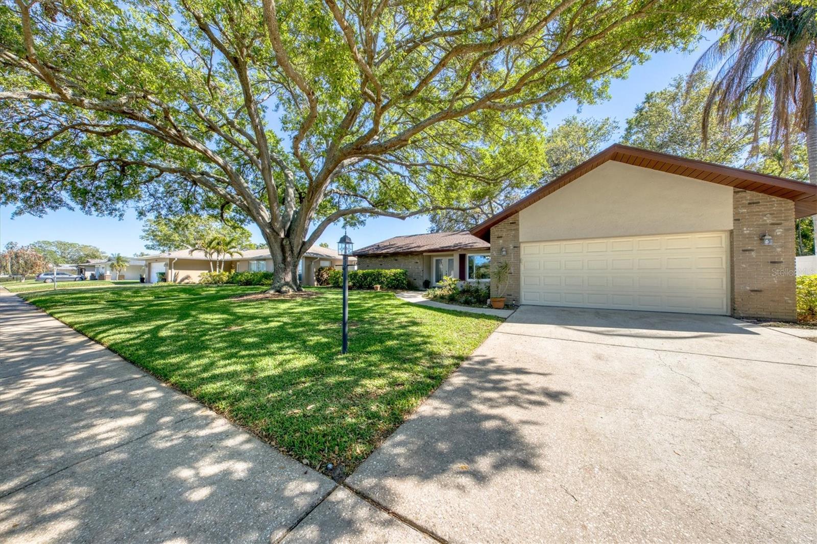 Image 4 of 48 For 13964 106th Avenue