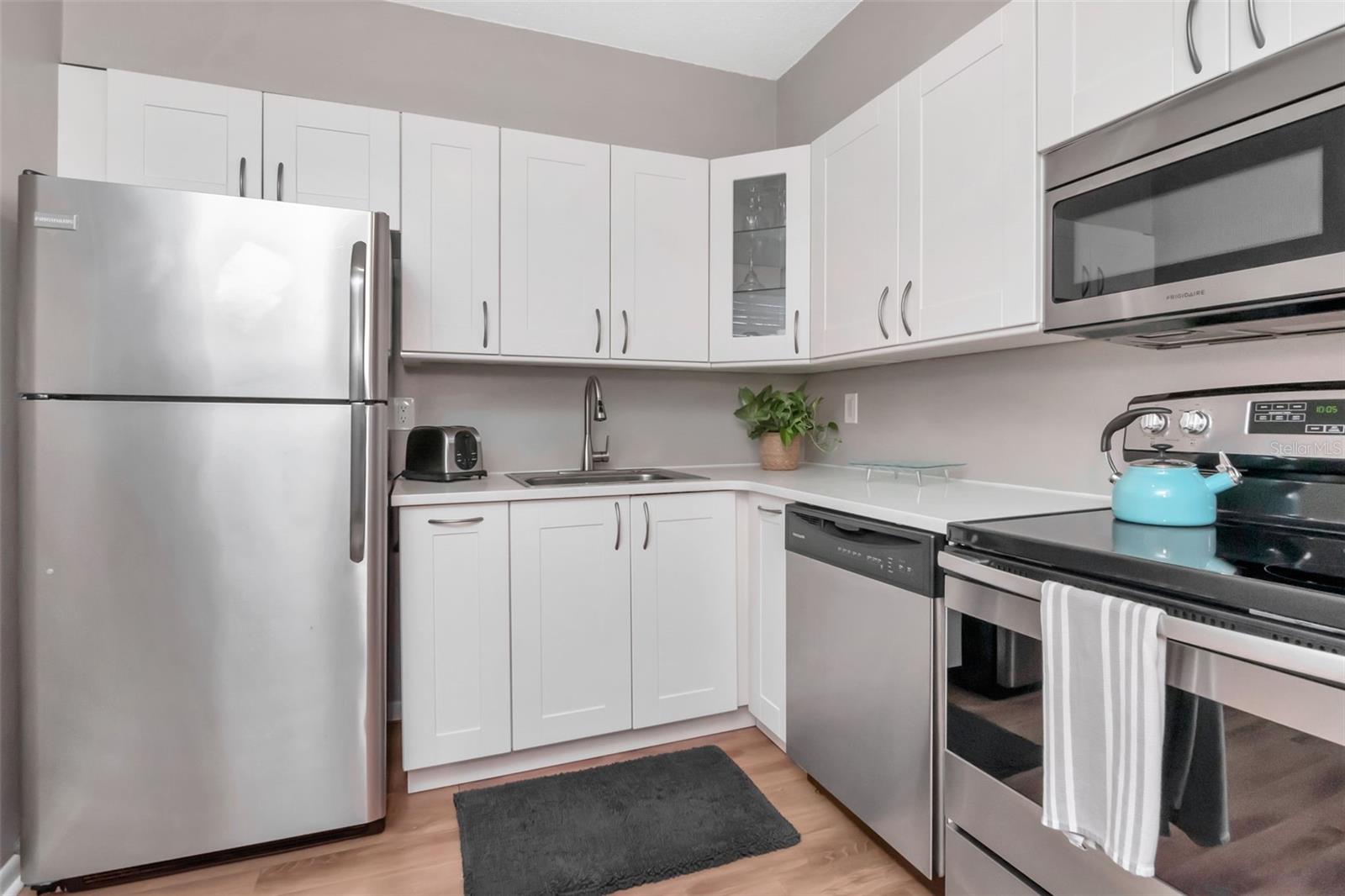 Listing photo id 5 for 2207 Carolina Avenue 30