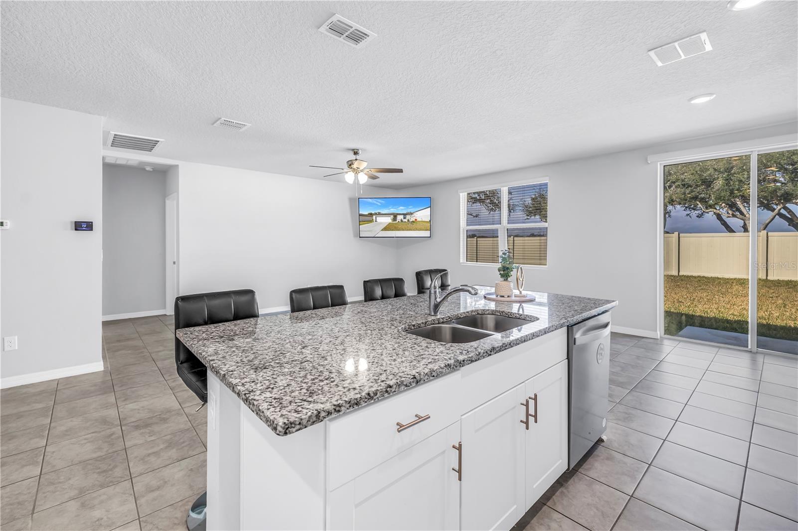 Image 9 of 39 For 219 Lovely Court