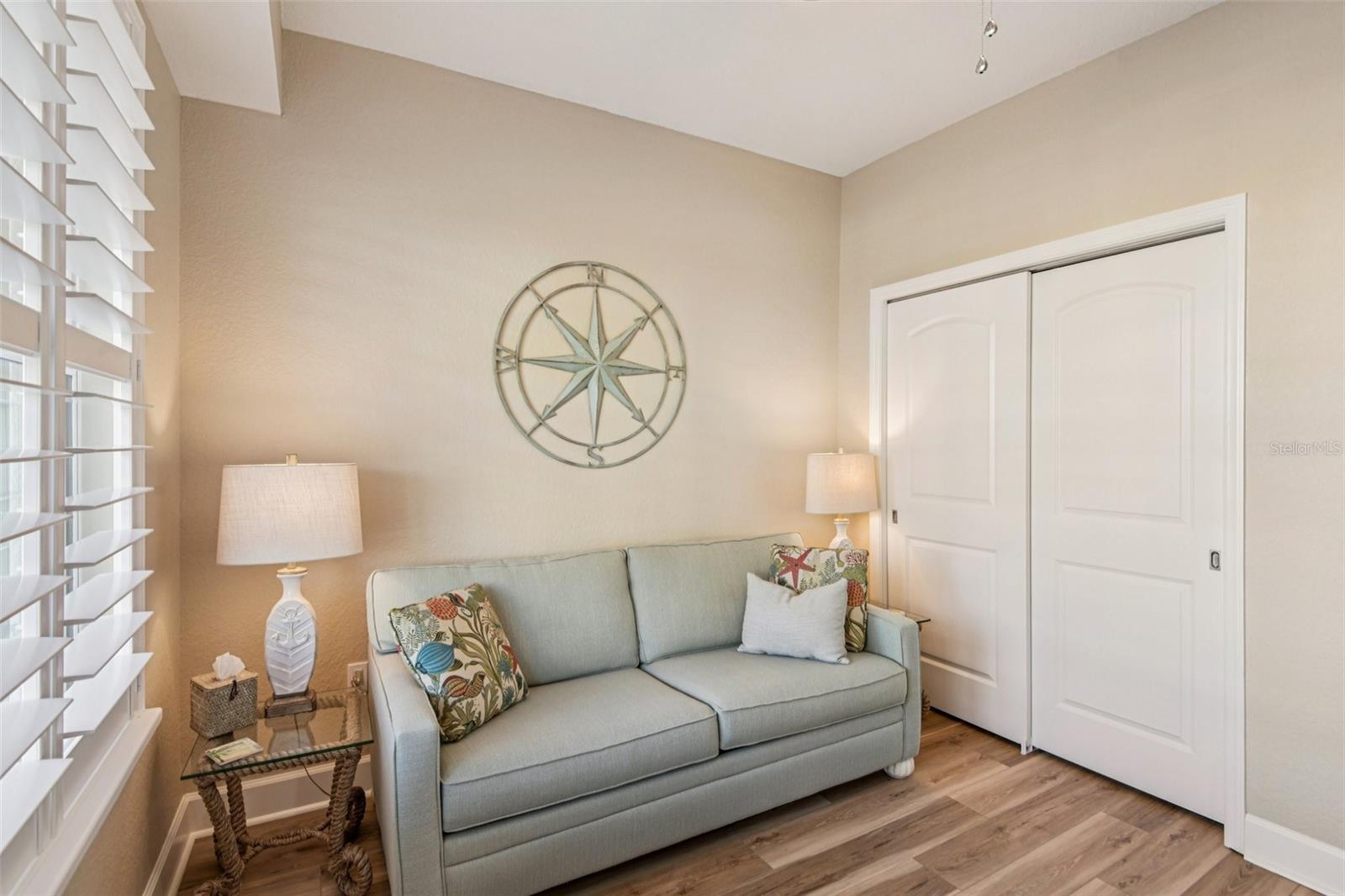 Image 41 of 75 For 19519 Gulf Boulevard 202