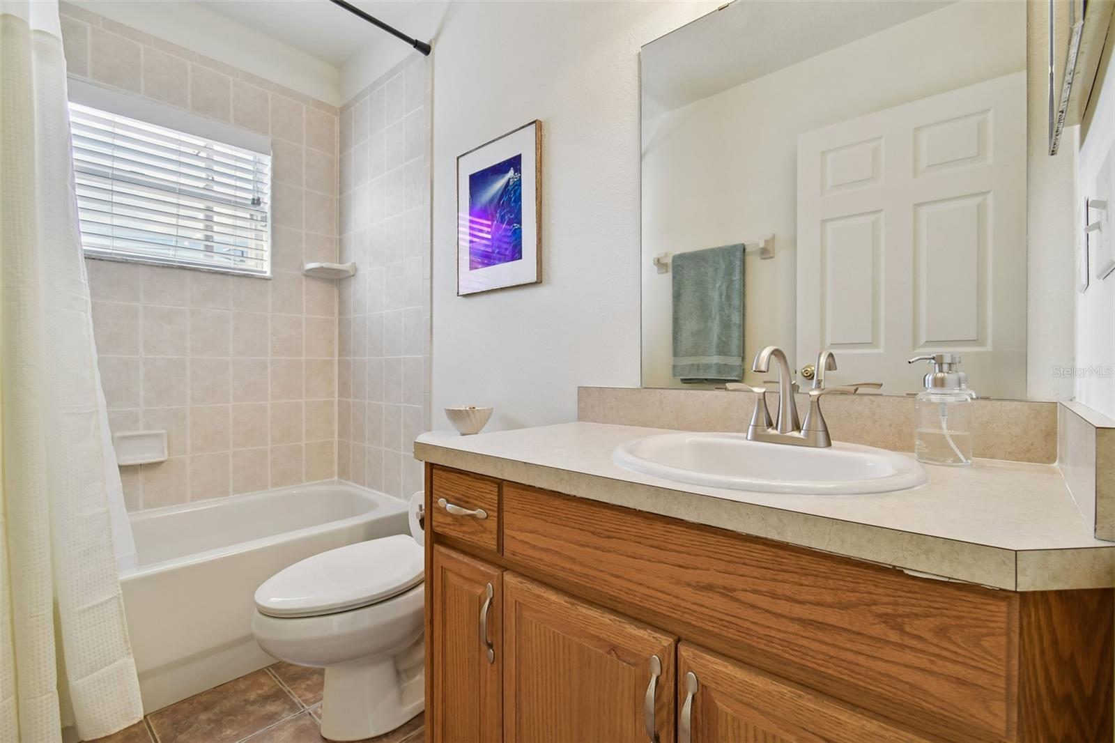 Image 29 of 46 For 2706 Valencia Grove Drive