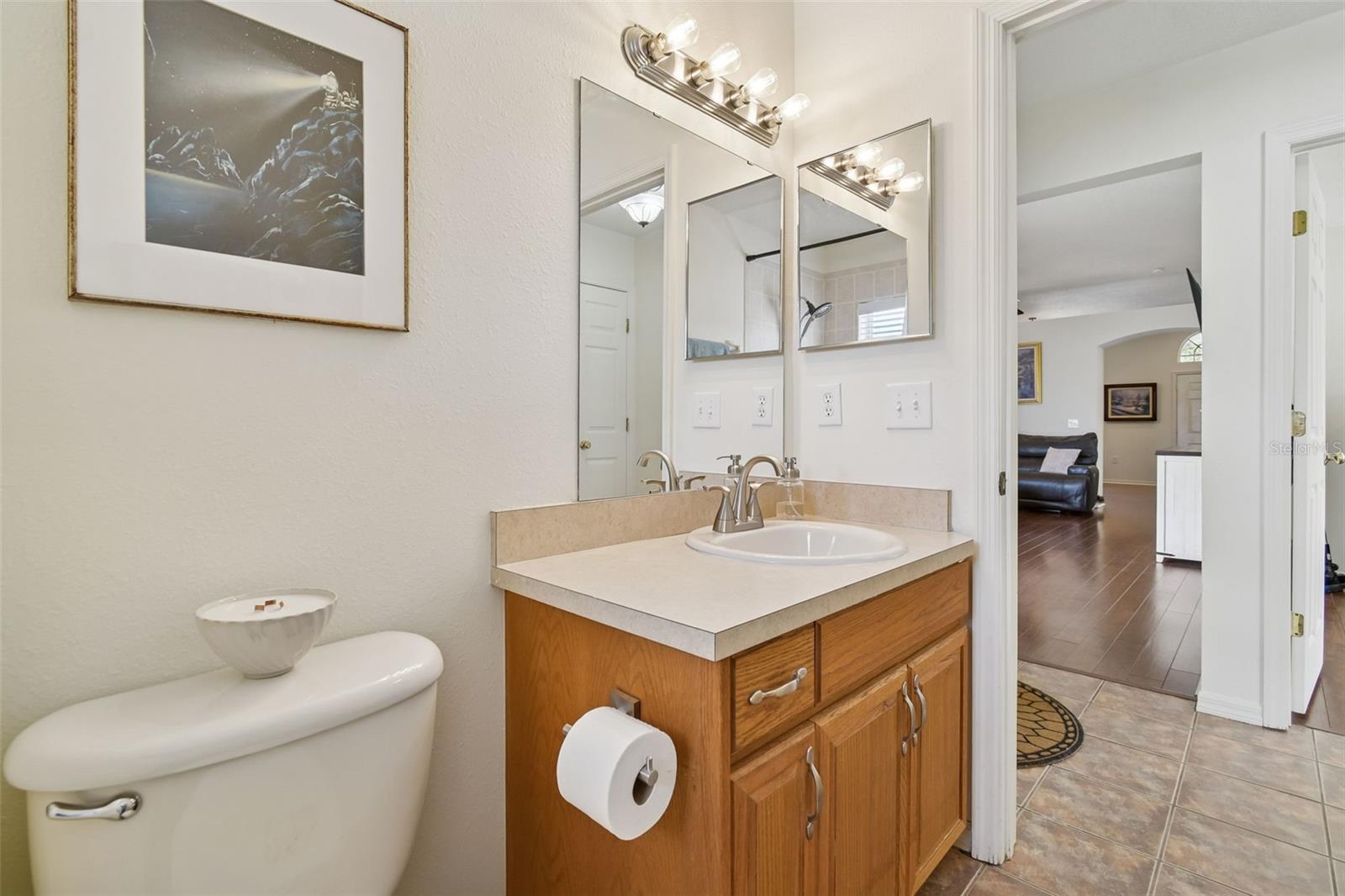 Image 31 of 46 For 2706 Valencia Grove Drive