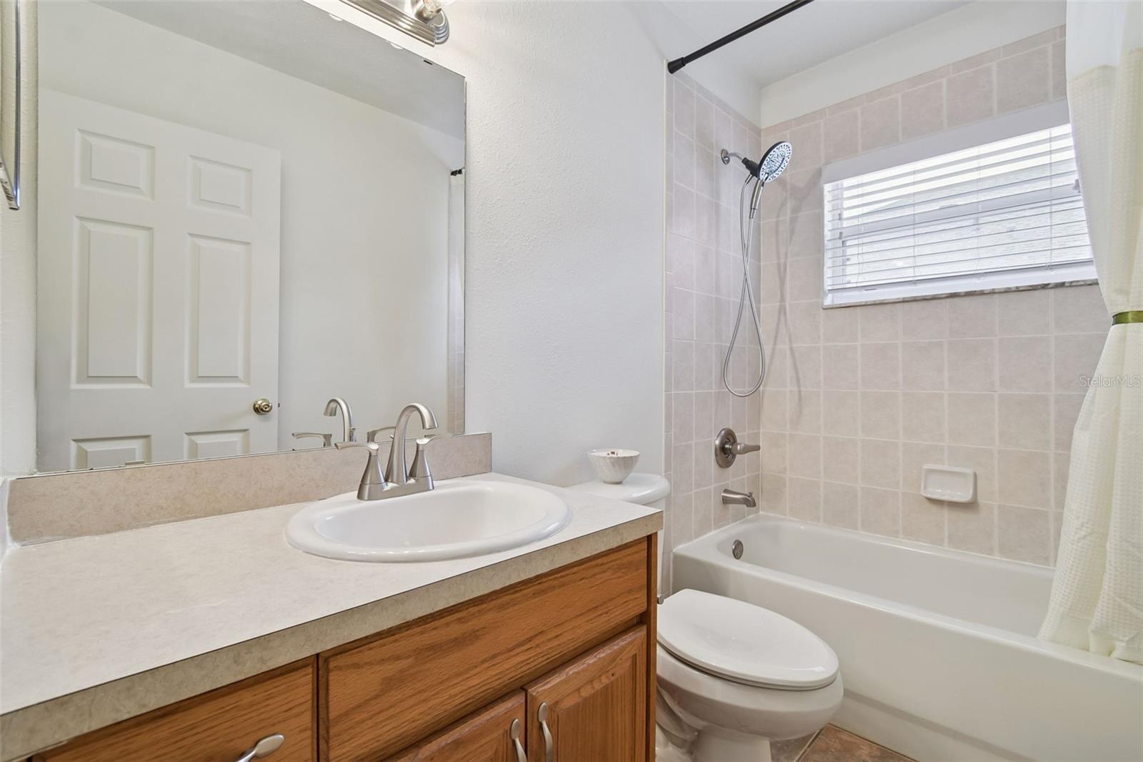 Image 36 of 46 For 2706 Valencia Grove Drive