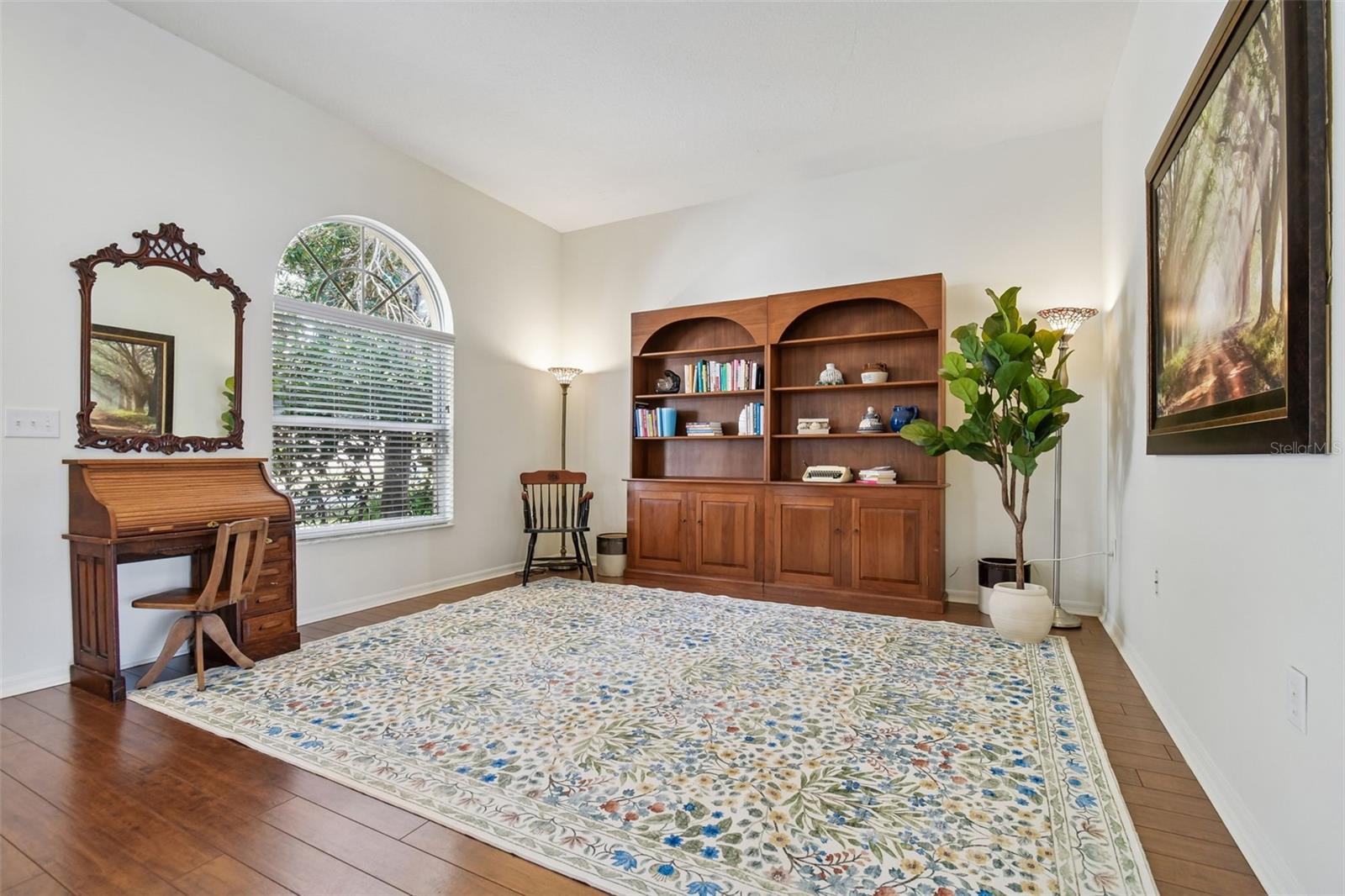 Image 4 of 46 For 2706 Valencia Grove Drive