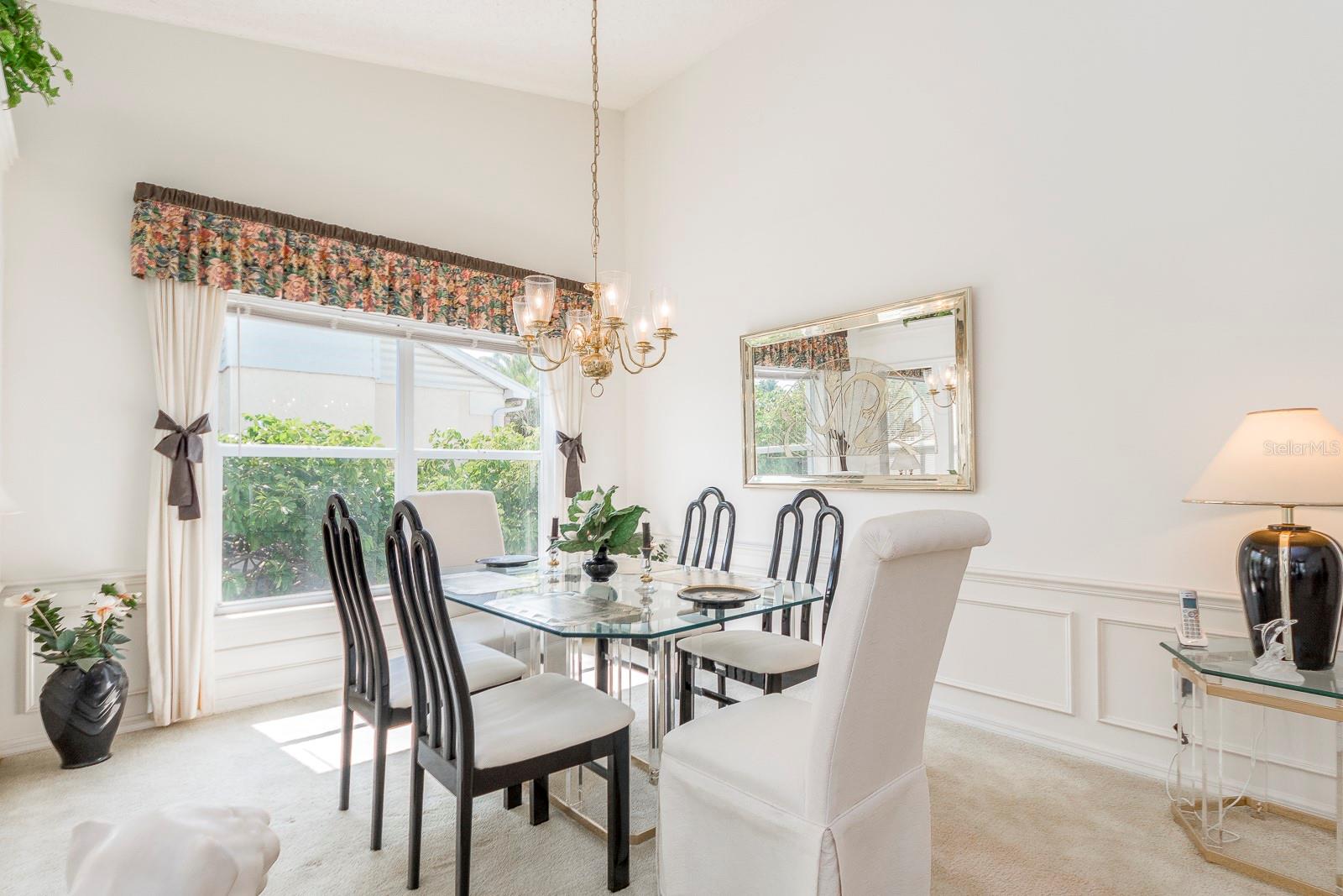 Listing photo id 10 for 3048 Jodi Lane