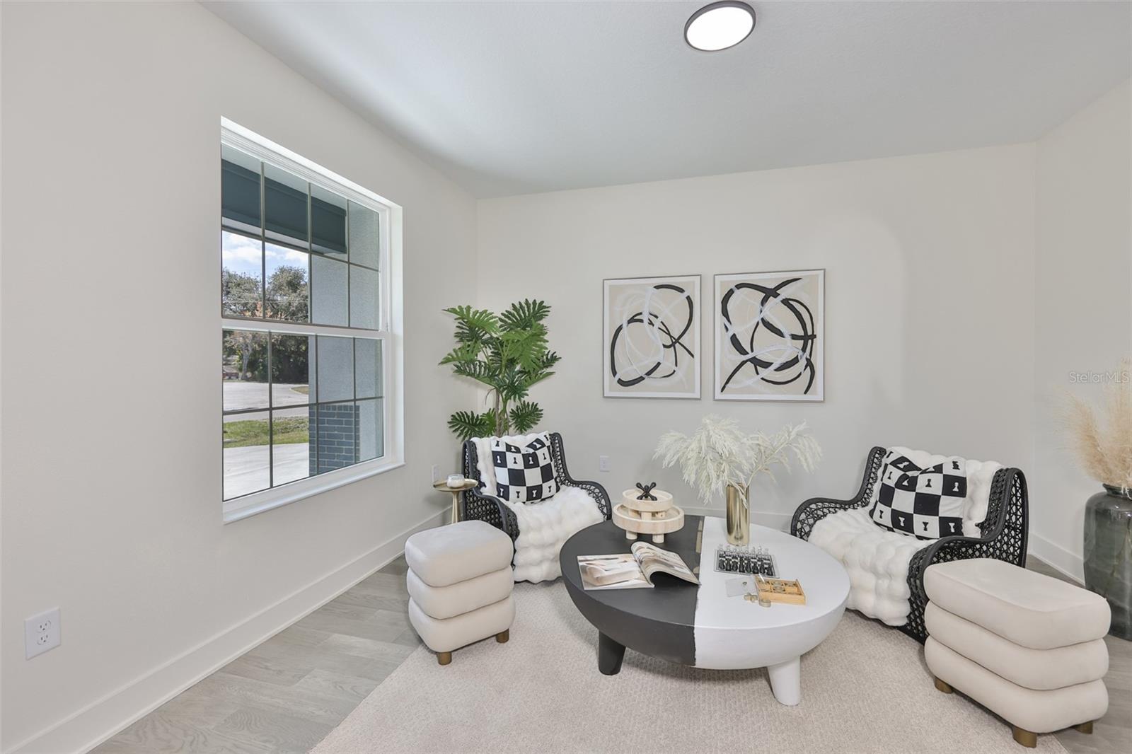 Listing photo id 10 for 3315 Rogers Avenue