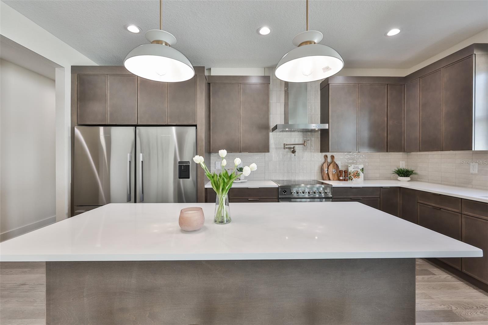 Listing photo id 29 for 3315 Rogers Avenue